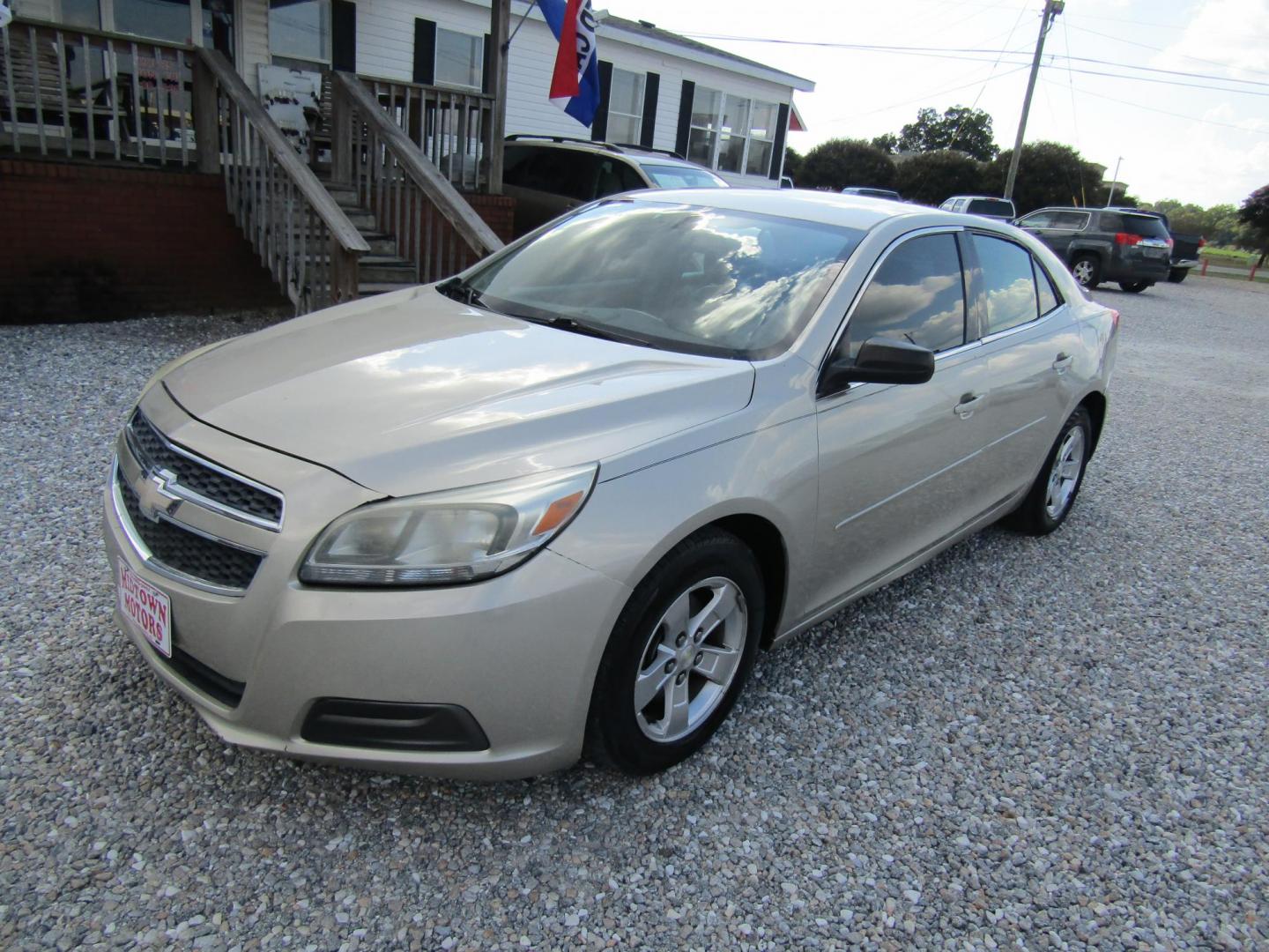 2013 Beige /Gray Chevrolet Malibu (1G11B5SA9DF) with an 4 Cyl engine, Automatic transmission, located at 15016 S Hwy 231, Midland City, AL, 36350, (334) 983-3001, 31.306210, -85.495277 - Photo#2