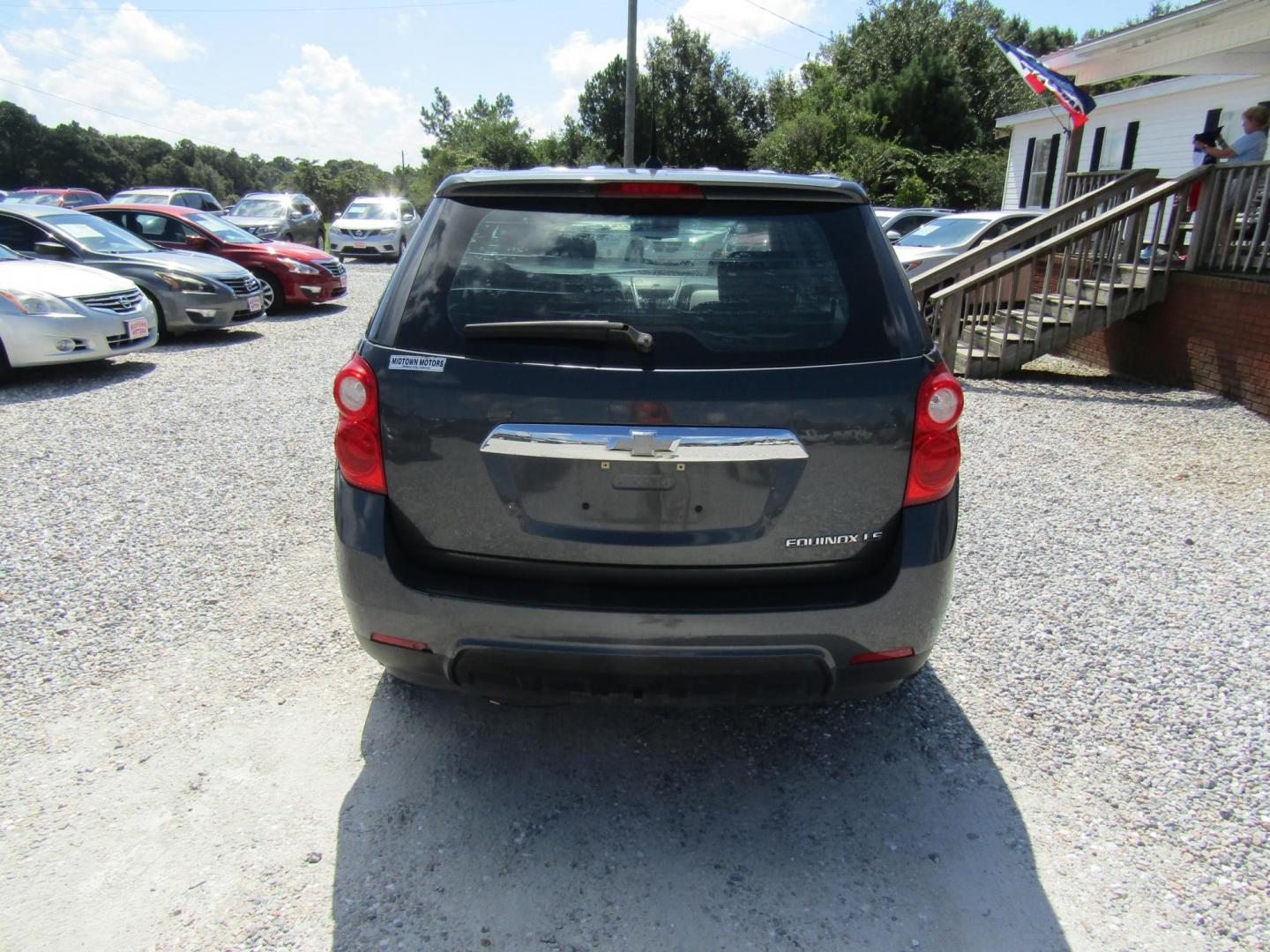 2010 Gray /Grey/Tan Chevrolet Equinox LS FWD (2CNALBEW0A6) with an 4 Cyl engine, Automatic transmission, located at 15016 S Hwy 231, Midland City, AL, 36350, (334) 983-3001, 31.306210, -85.495277 - Photo#6