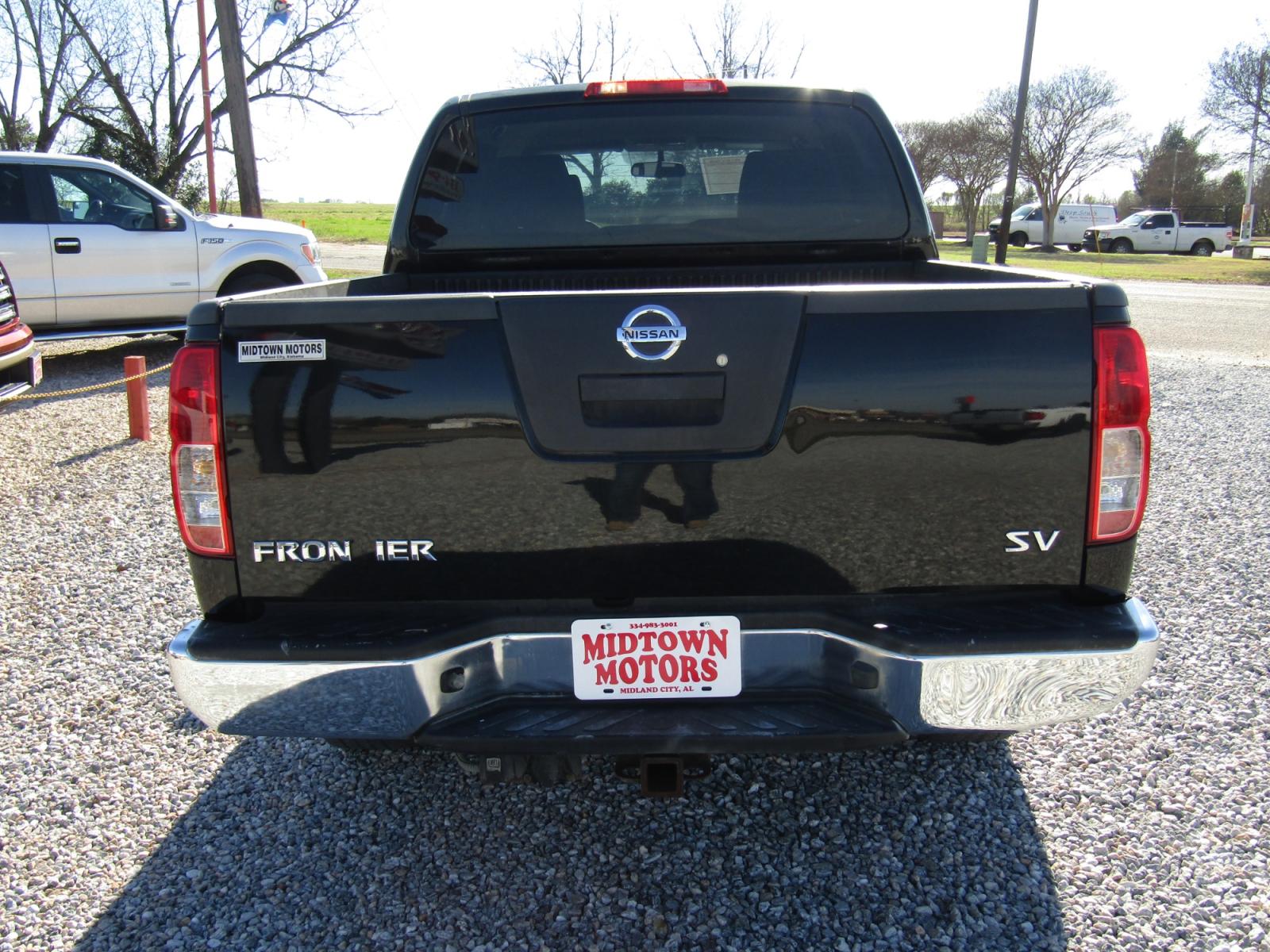 2011 Black Nissan Frontier S Crew Cab 2WD (1N6AD0ER0BC) with an 6 Cyl engine, Automatic transmission, located at 15016 S Hwy 231, Midland City, AL, 36350, (334) 983-3001, 31.306210, -85.495277 - Photo #6
