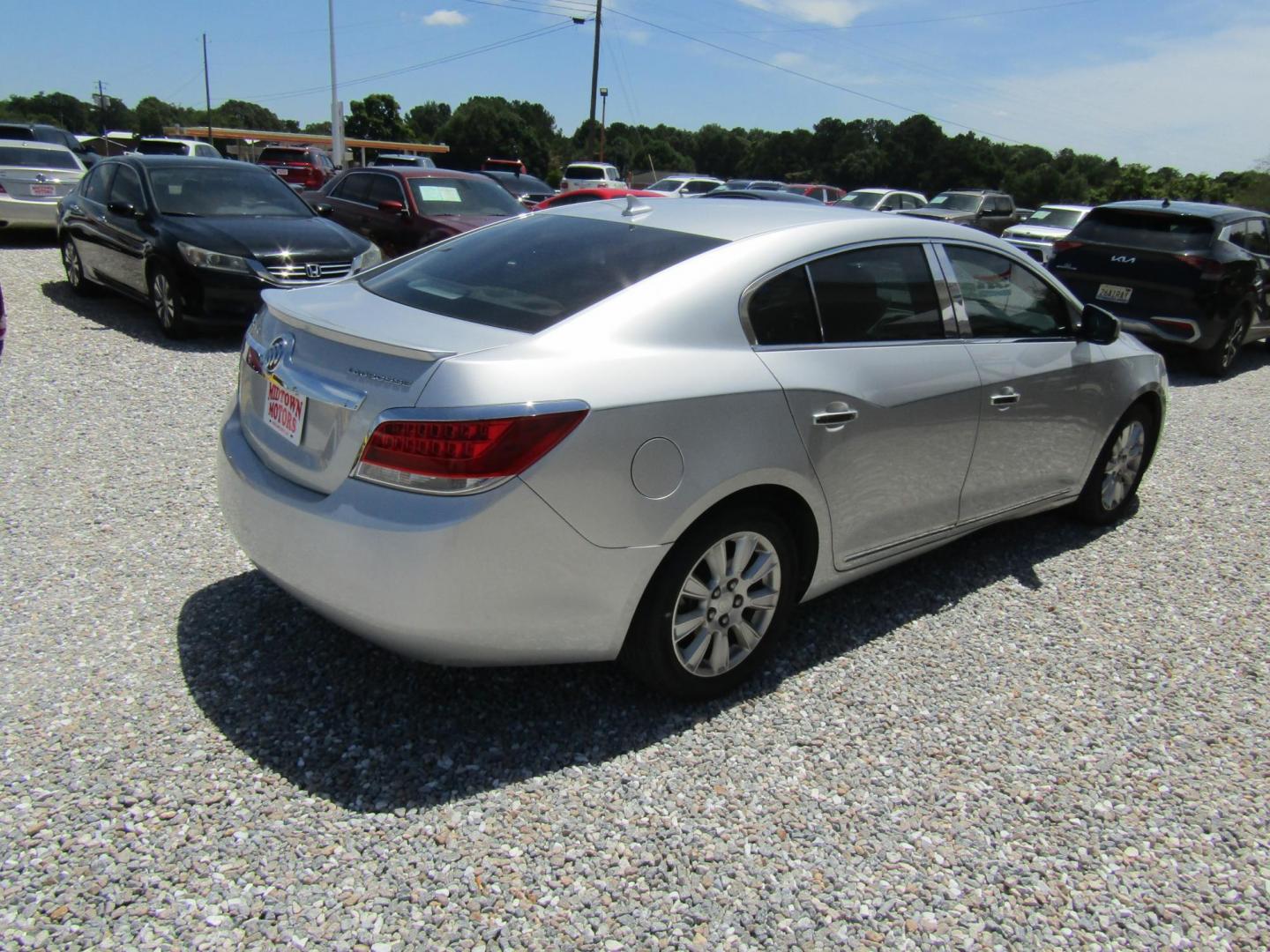 2012 Silver Buick LaCrosse Convenience Package (1G4GB5ER5CF) with an 2.4L L4 DOHC 16V engine, Automatic transmission, located at 15016 S Hwy 231, Midland City, AL, 36350, (334) 983-3001, 31.306210, -85.495277 - Photo#5