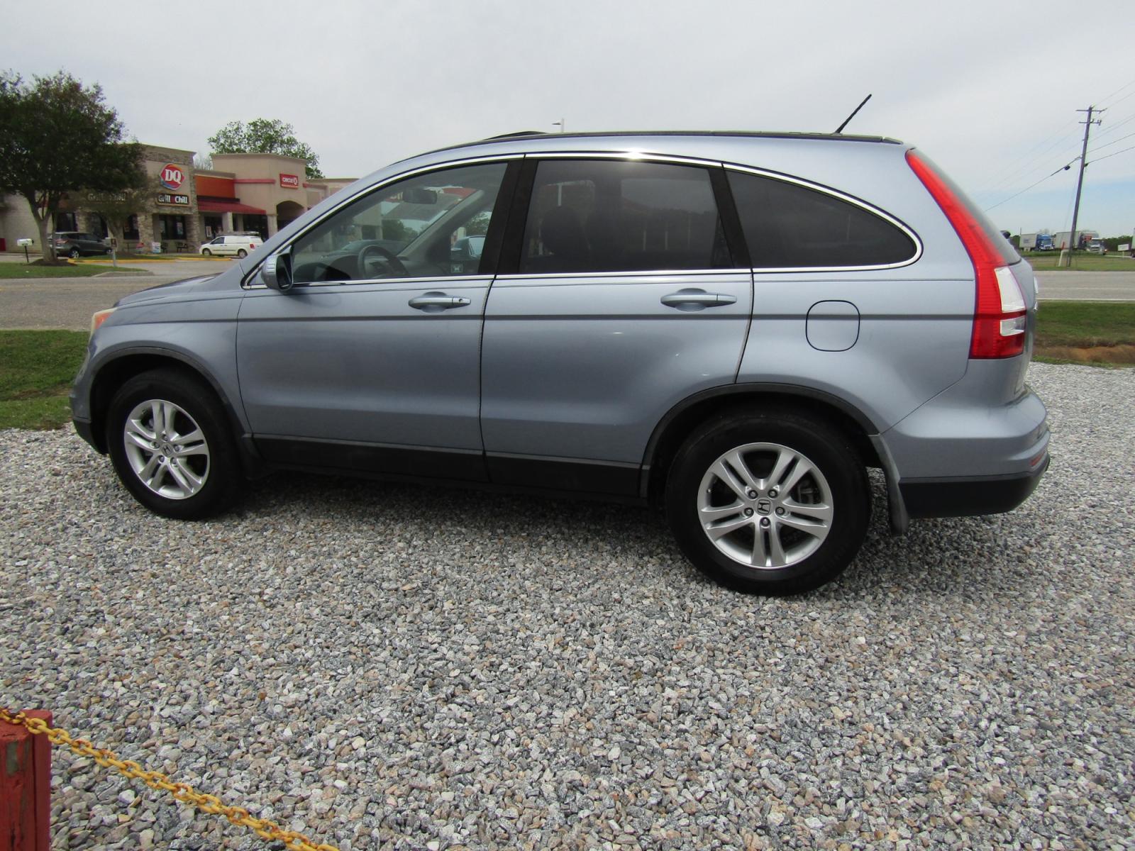 2010 Blue /Gray Honda CR-V EX-L 2WD 5-Speed AT (5J6RE3H74AL) with an 2.4L L4 DOHC 16V engine, Automatic transmission, located at 15016 S Hwy 231, Midland City, AL, 36350, (334) 983-3001, 31.306210, -85.495277 - Photo #5