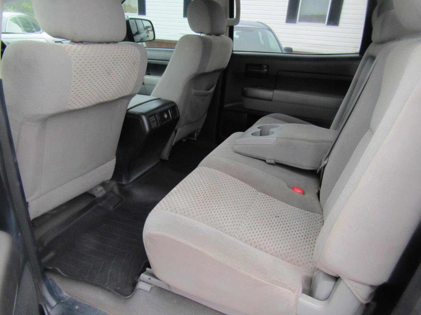 2011 Blue /Gray Toyota Tundra Tundra-Grade CrewMax 5.7L 2WD (5TFEY5F19BX) with an 5.7L V8 DOHC 32V engine, Automatic transmission, located at 15016 S Hwy 231, Midland City, AL, 36350, (334) 983-3001, 31.306210, -85.495277 - Photo#4