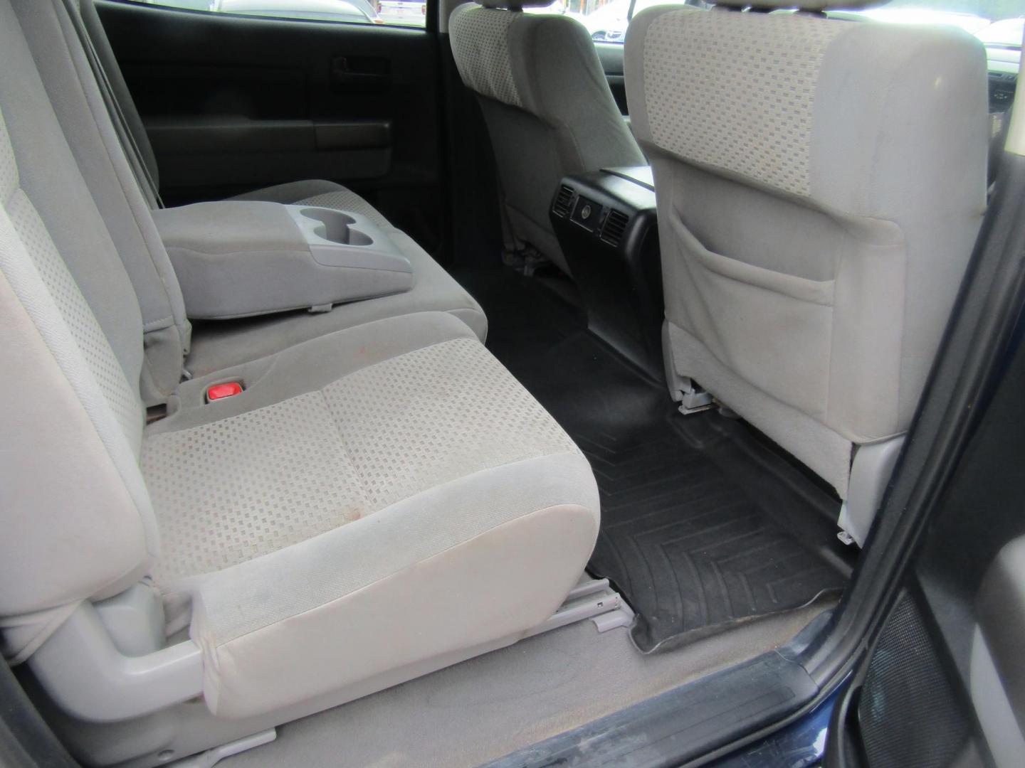 2011 Blue /Gray Toyota Tundra Tundra-Grade CrewMax 5.7L 2WD (5TFEY5F19BX) with an 5.7L V8 DOHC 32V engine, Automatic transmission, located at 15016 S Hwy 231, Midland City, AL, 36350, (334) 983-3001, 31.306210, -85.495277 - Photo#8