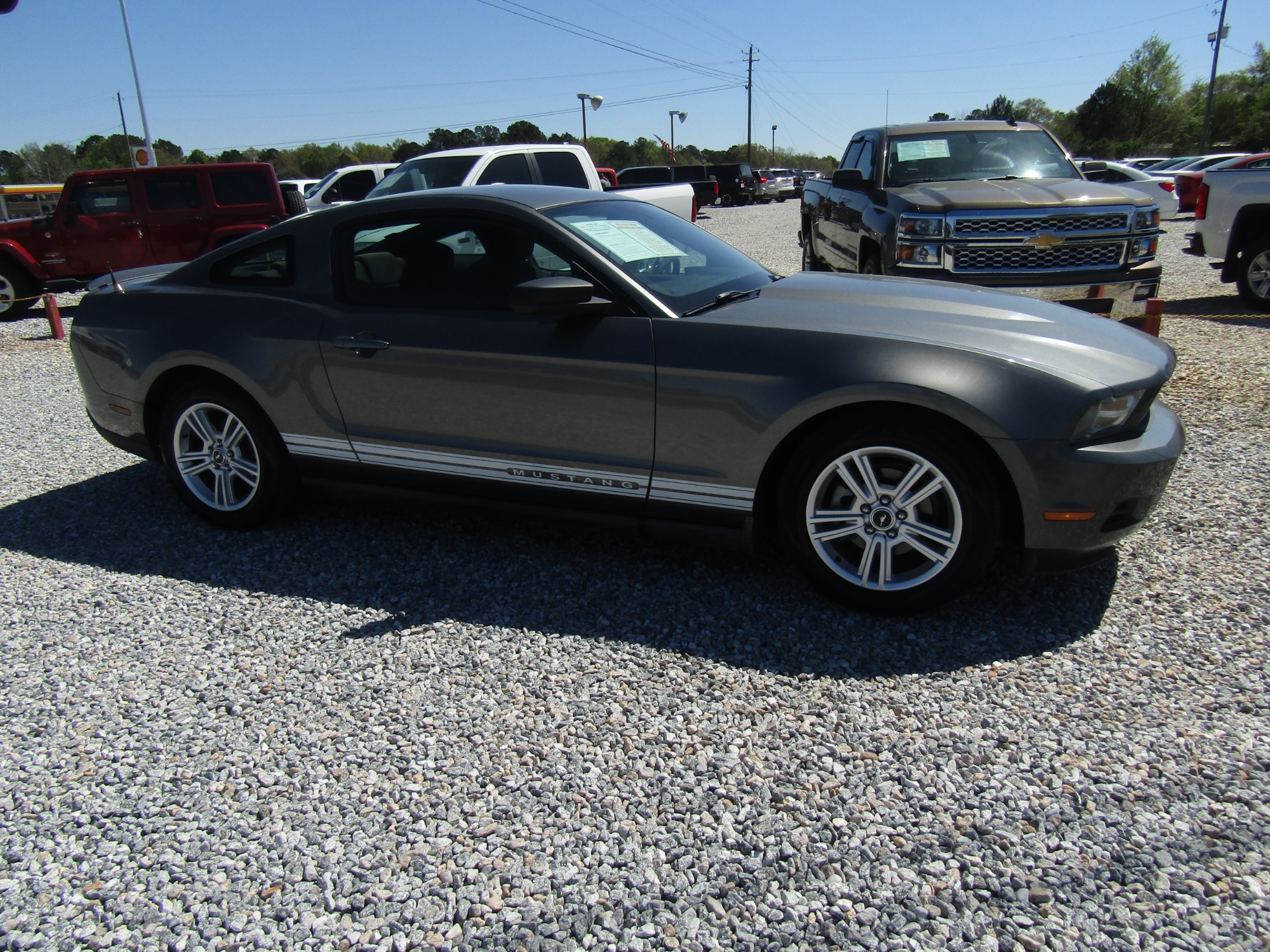 photo of 2010 Ford Mustang