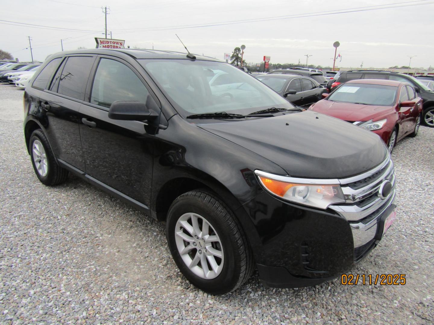 2013 Black /Black Ford Edge SE FWD (2FMDK3GC8DB) with an 3.5L V6 DOHC 24V engine, Automatic transmission, located at 15016 S Hwy 231, Midland City, AL, 36350, (334) 983-3001, 31.306210, -85.495277 - Photo#0