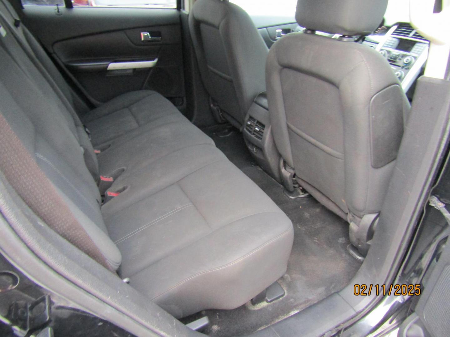 2013 Black /Black Ford Edge SE FWD (2FMDK3GC8DB) with an 3.5L V6 DOHC 24V engine, Automatic transmission, located at 15016 S Hwy 231, Midland City, AL, 36350, (334) 983-3001, 31.306210, -85.495277 - Photo#8
