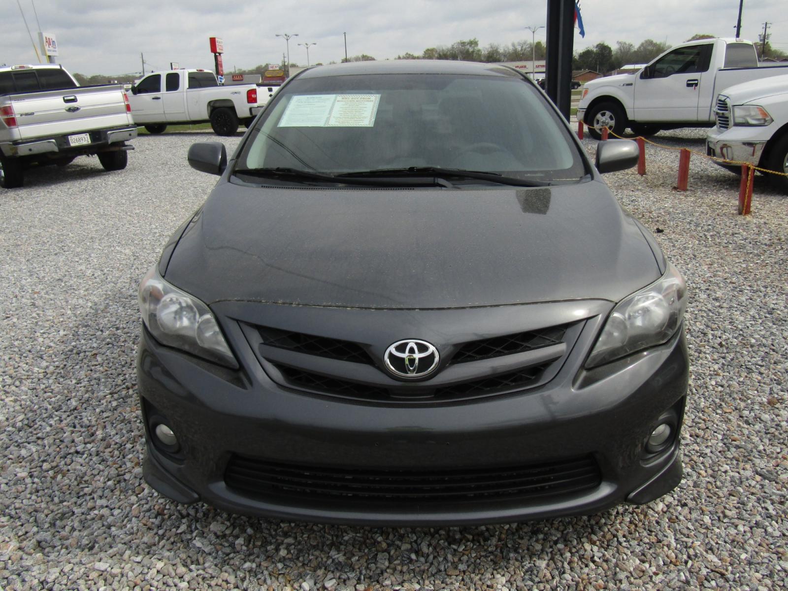 2012 Gray /Gray Toyota Corolla S 5-Speed MT (2T1BU4EE1CC) with an 1.8L L4 DOHC 16V engine, Automatic transmission, located at 15016 S Hwy 231, Midland City, AL, 36350, (334) 983-3001, 31.306210, -85.495277 - Photo #1