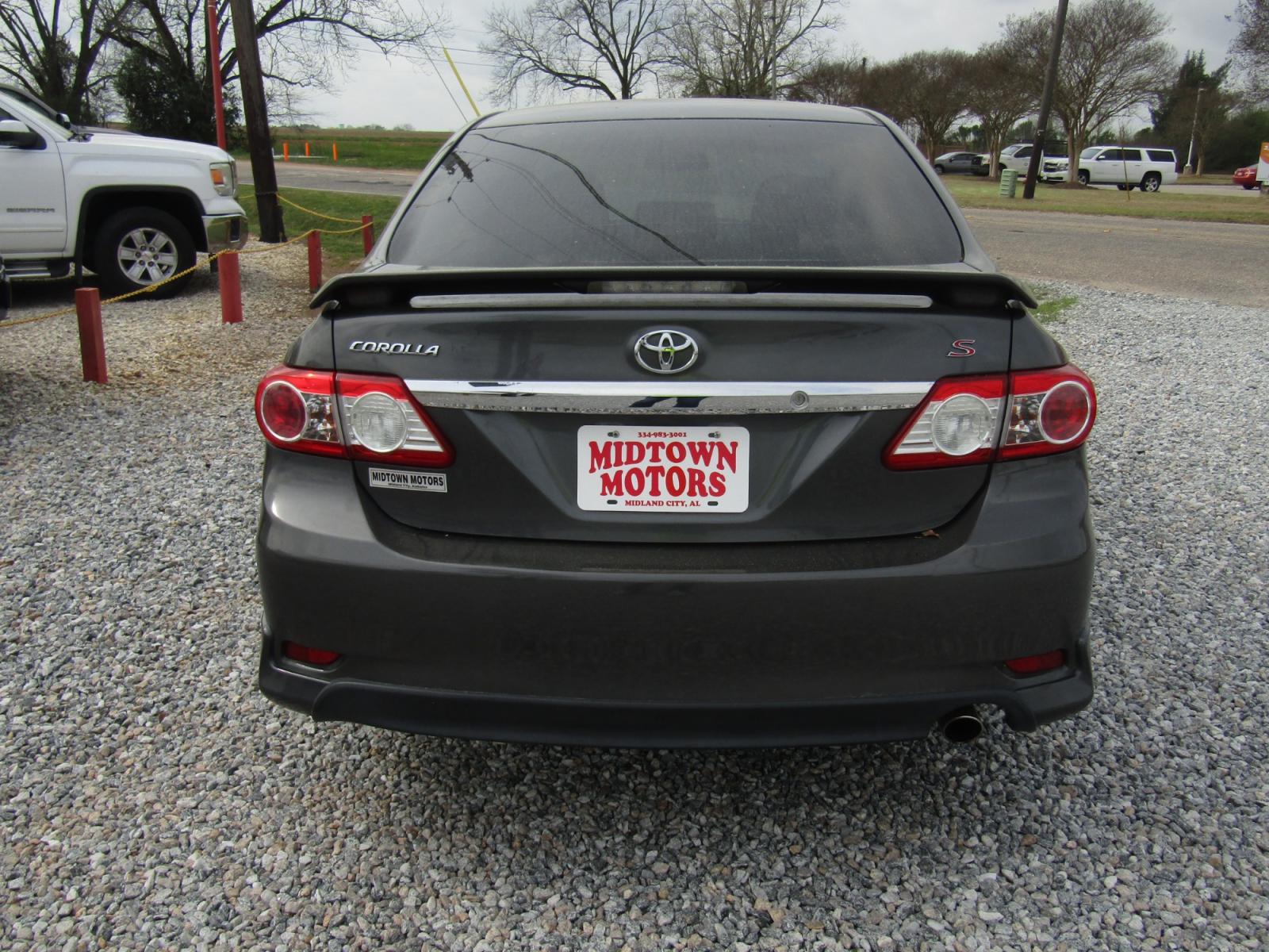 2012 Gray /Gray Toyota Corolla S 5-Speed MT (2T1BU4EE1CC) with an 1.8L L4 DOHC 16V engine, Automatic transmission, located at 15016 S Hwy 231, Midland City, AL, 36350, (334) 983-3001, 31.306210, -85.495277 - Photo #6
