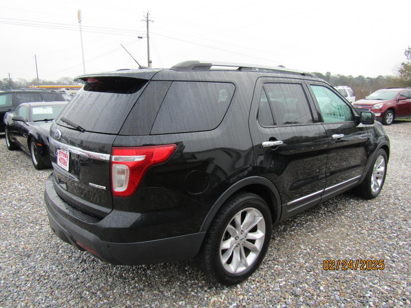 2013 Black /Black Ford Explorer XLT FWD (1FM5K7D80DG) with an 3.5L V6 DOHC 24V engine, Automatic transmission, located at 15016 S Hwy 231, Midland City, AL, 36350, (334) 983-3001, 31.306210, -85.495277 - Photo#7