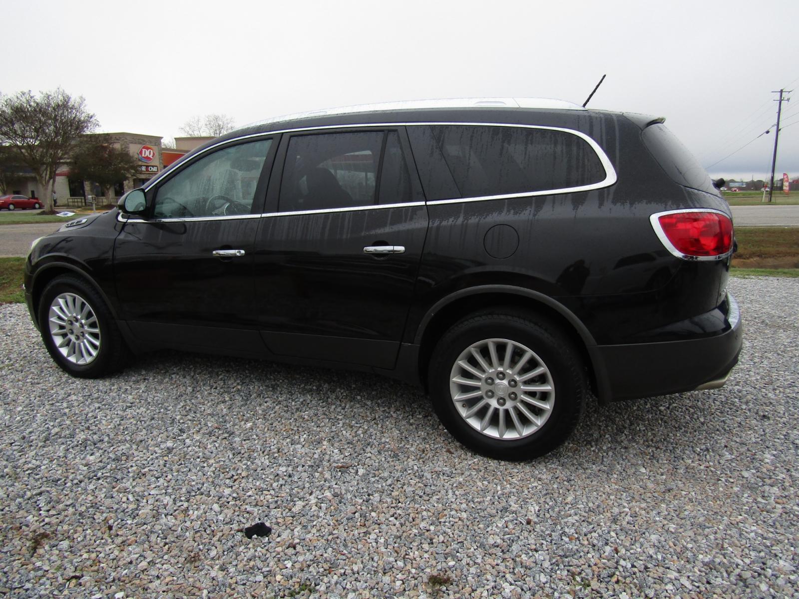 2012 Black /Black Buick Enclave Leather FWD (5GAKRCED1CJ) with an 3.6L V6 DOHC 24V engine, Automatic transmission, located at 15016 S Hwy 231, Midland City, AL, 36350, (334) 983-3001, 31.306210, -85.495277 - Photo #5