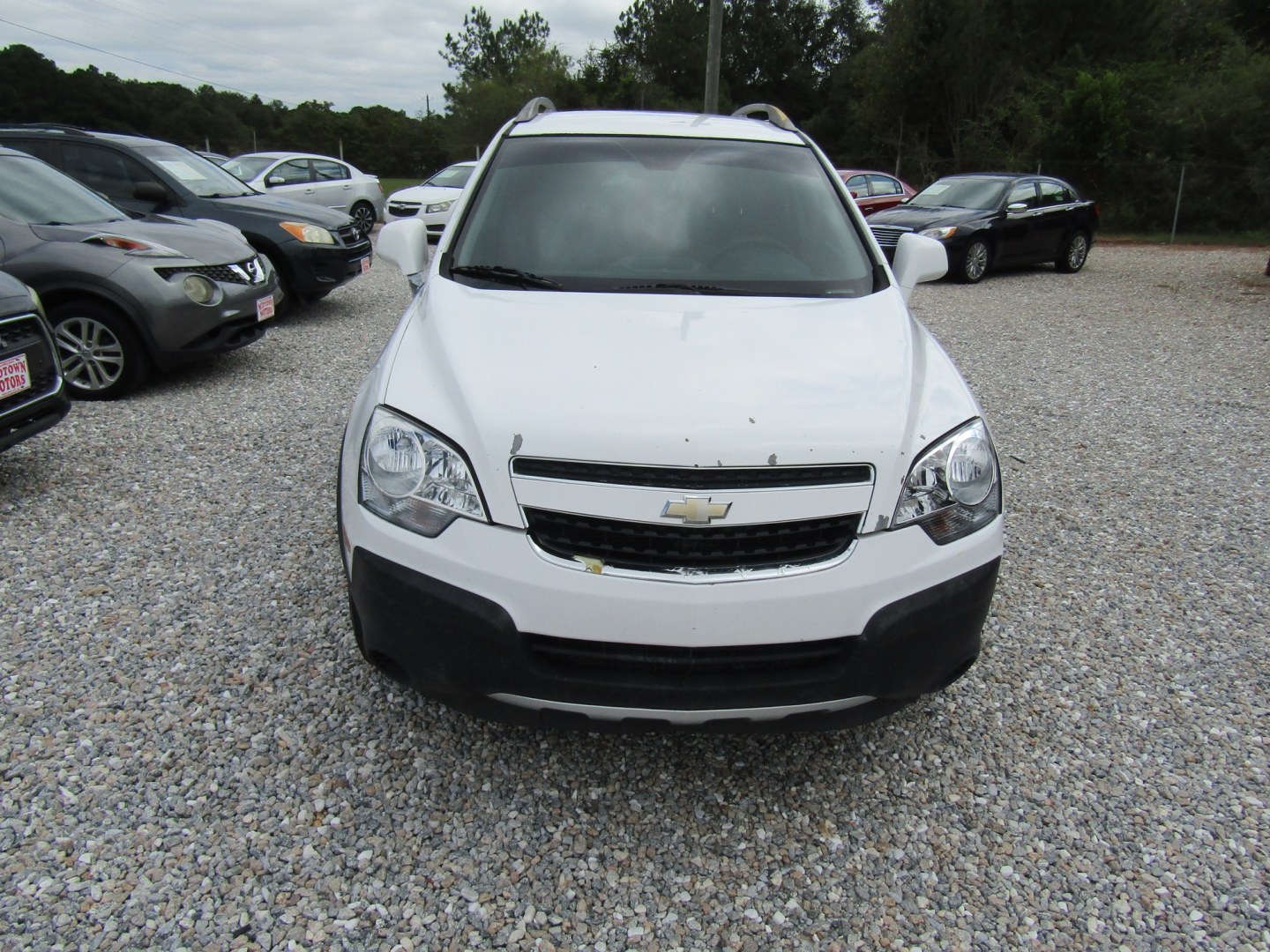 2012 White Chevrolet Captiva Sport 1LS FWD (3GNAL1EK9CS) with an 2.4L L4 DOHC 16V FFV engine, Automatic transmission, located at 15016 S Hwy 231, Midland City, AL, 36350, (334) 983-3001, 31.306210, -85.495277- Photo#1