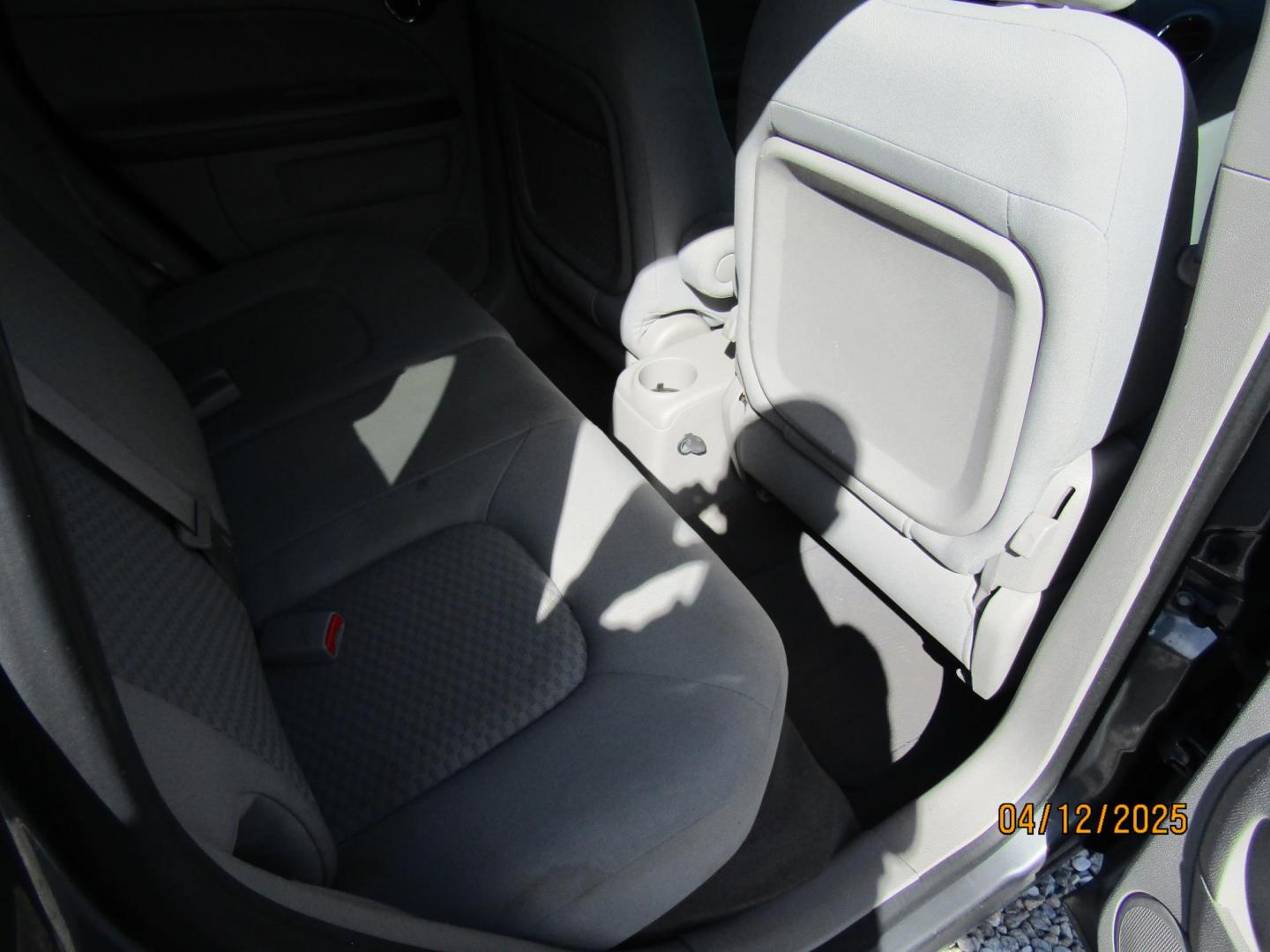 2007 Gray Chevrolet HHR LS (3GNDA13D57S) with an 2.2L L4 DOHC 16V engine, Automatic transmission, located at 15016 S Hwy 231, Midland City, AL, 36350, (334) 983-3001, 31.306210, -85.495277 - Photo#7
