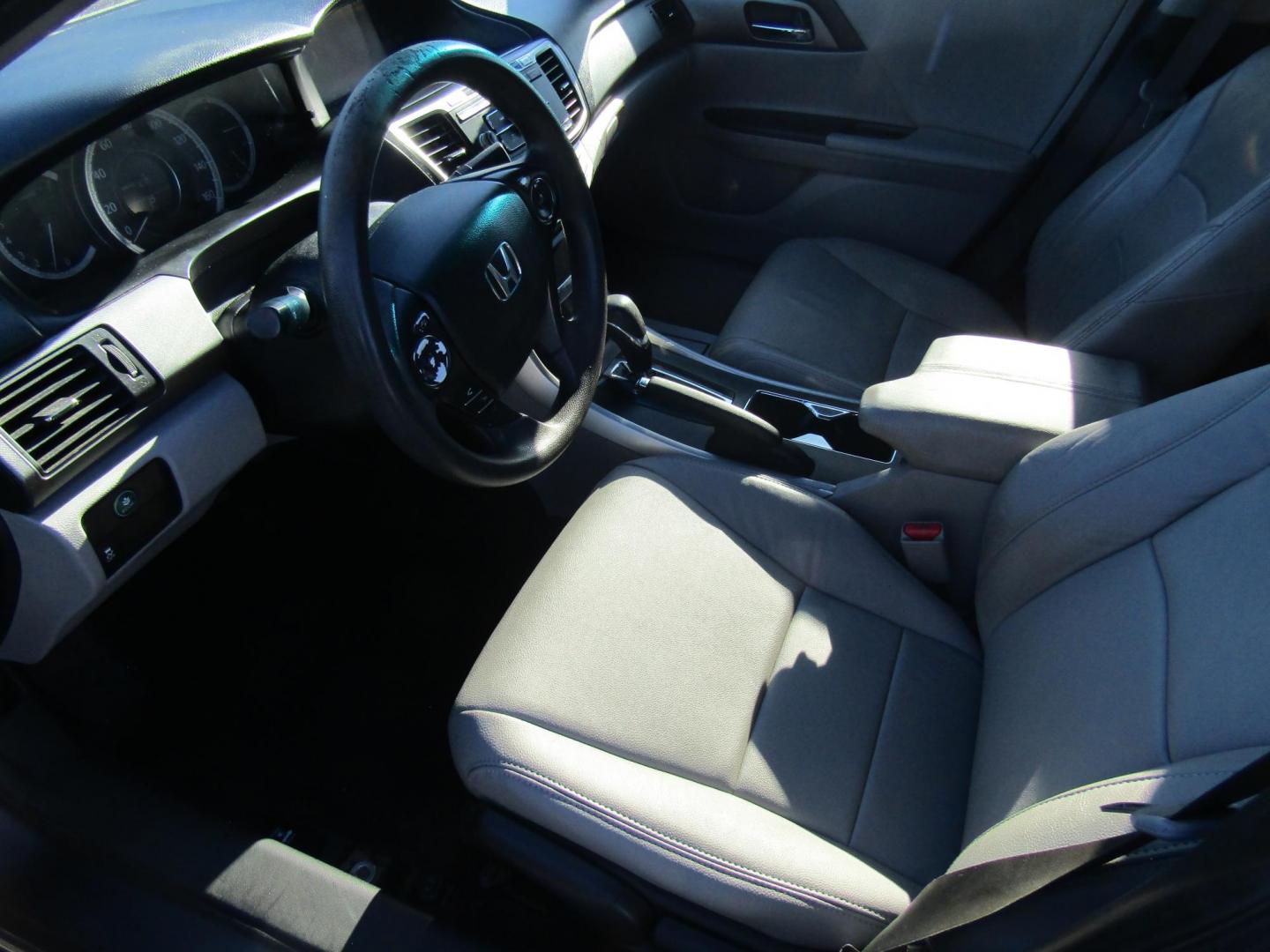 2013 Gray /Gray Honda Accord LX Sedan CVT (1HGCR2F38DA) with an 2.4L L4 DOHC 16V engine, Automatic transmission, located at 15016 S Hwy 231, Midland City, AL, 36350, (334) 983-3001, 31.306210, -85.495277 - Photo#2