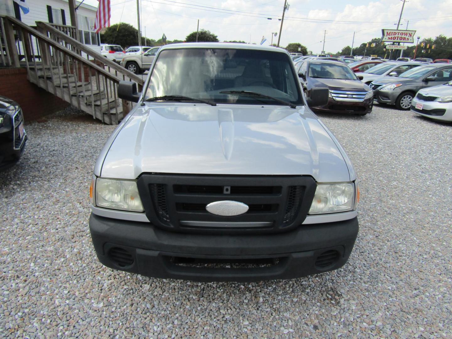 2009 Silver Ford Ranger Sport 2WD (1FTYR10D59P) with an 2.3L L4 SOHC 8V engine, 5-Speed transmission, located at 15016 S Hwy 231, Midland City, AL, 36350, (334) 983-3001, 31.306210, -85.495277 - Photo#1