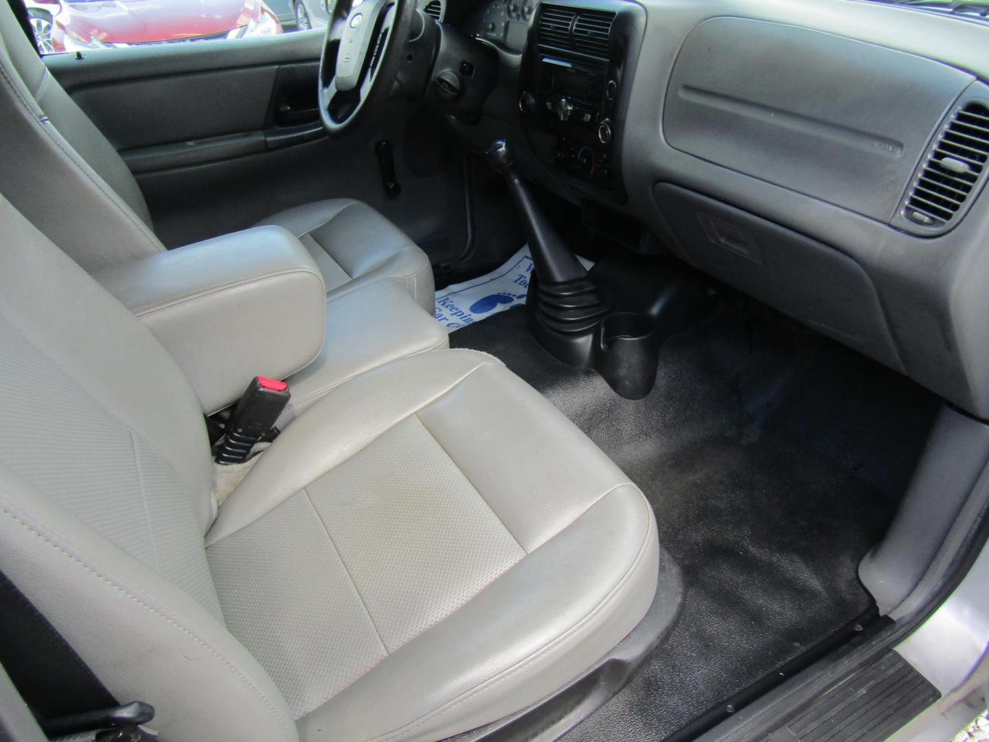 2009 Silver Ford Ranger Sport 2WD (1FTYR10D59P) with an 2.3L L4 SOHC 8V engine, 5-Speed transmission, located at 15016 S Hwy 231, Midland City, AL, 36350, (334) 983-3001, 31.306210, -85.495277 - Photo#6
