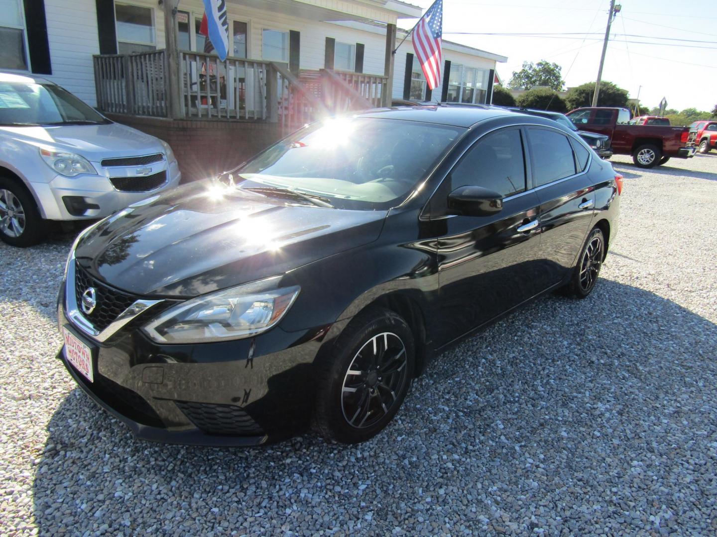 2016 Black Nissan Sentra FE+ S (3N1AB7AP0GL) with an 1.8L L4 SFI DOHC 16V engine, Automatic transmission, located at 15016 S Hwy 231, Midland City, AL, 36350, (334) 983-3001, 31.306210, -85.495277 - Photo#2