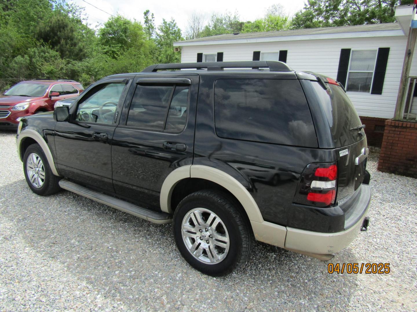 2010 Black /TAN Ford Explorer Eddie Bauer 4.0L 2WD (1FMEU6EE1AU) with an 4.0L V6 SOHC 16V engine, Automatic transmission, located at 15016 S Hwy 231, Midland City, AL, 36350, (334) 983-3001, 31.306210, -85.495277 - Photo#5