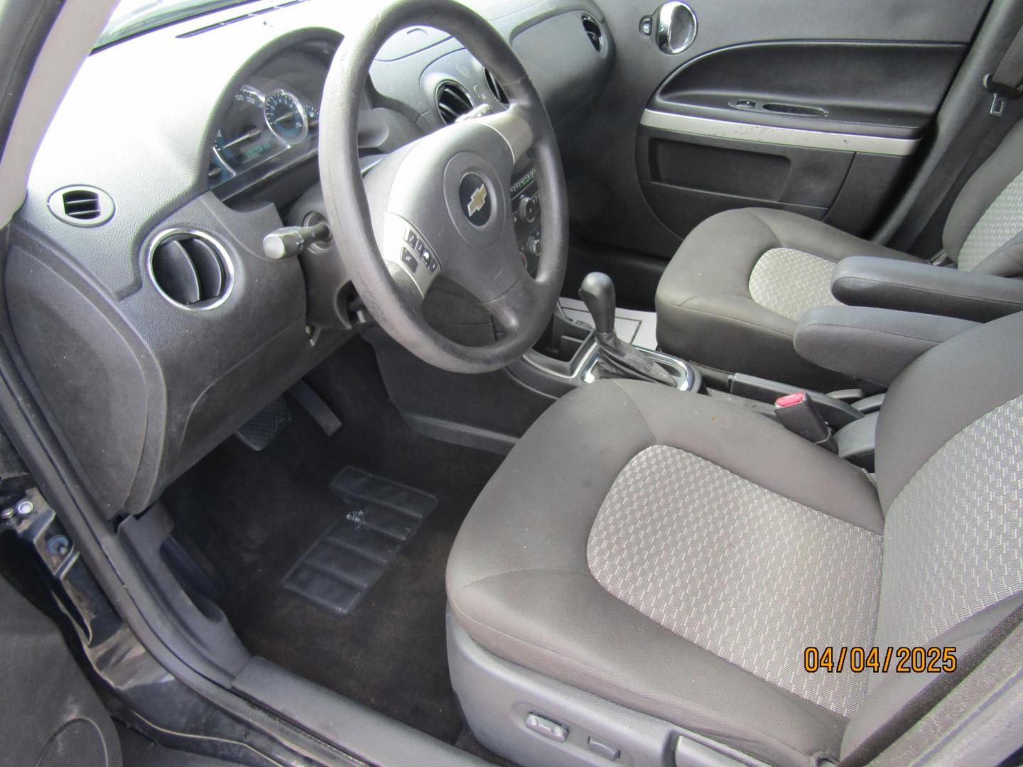 2010 Black /Black Chevrolet HHR LT1 (3GNBABDBXAS) with an 2.2L L4 DOHC 16V FFV engine, Automatic transmission, located at 15016 S Hwy 231, Midland City, AL, 36350, (334) 983-3001, 31.306210, -85.495277 - Photo#3