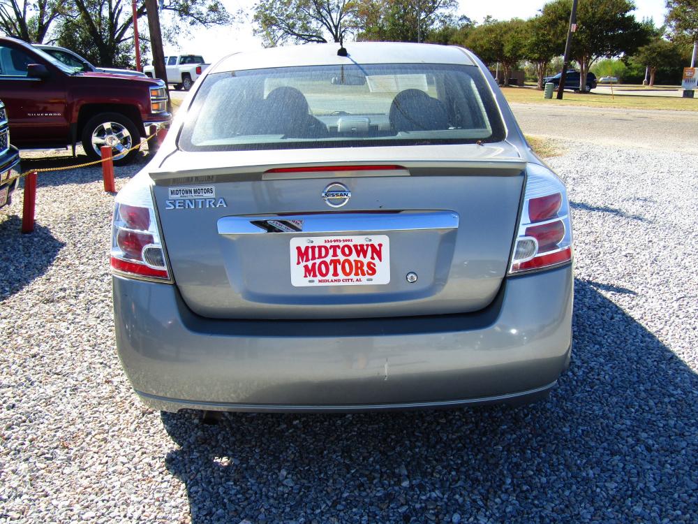 2012 Gray Nissan Sentra 2.0 (3N1AB6AP1CL) with an 2.0L L4 DOHC 16V engine, Automatic transmission, located at 15016 S Hwy 231, Midland City, AL, 36350, (334) 983-3001, 31.306210, -85.495277 - Photo #5