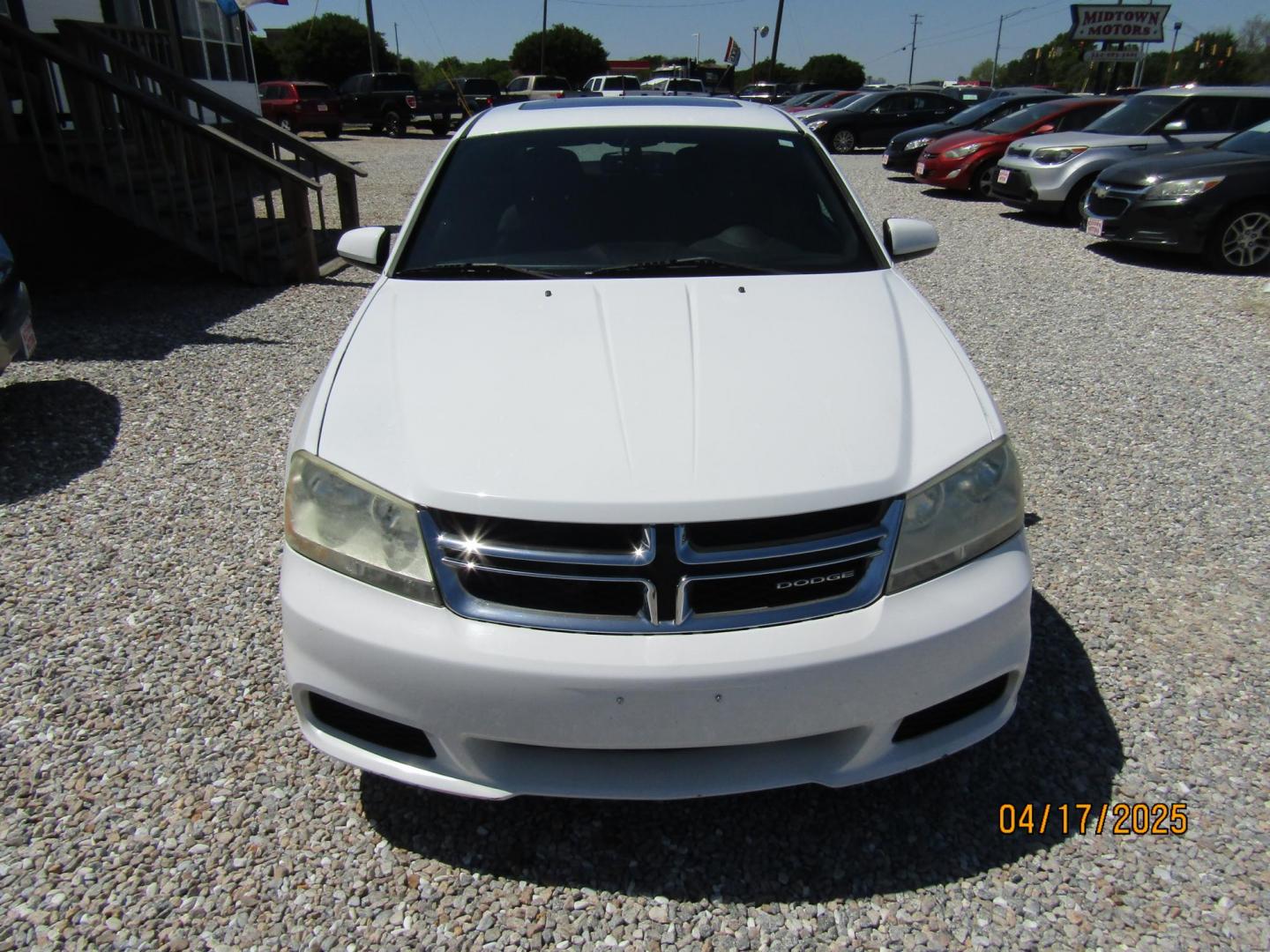 2011 White /Black Dodge Avenger Mainstreet (1B3BD1FB8BN) with an 2.4L L4 DOHC 16V engine, Automatic transmission, located at 15016 S Hwy 231, Midland City, AL, 36350, (334) 983-3001, 31.306210, -85.495277 - Photo#1