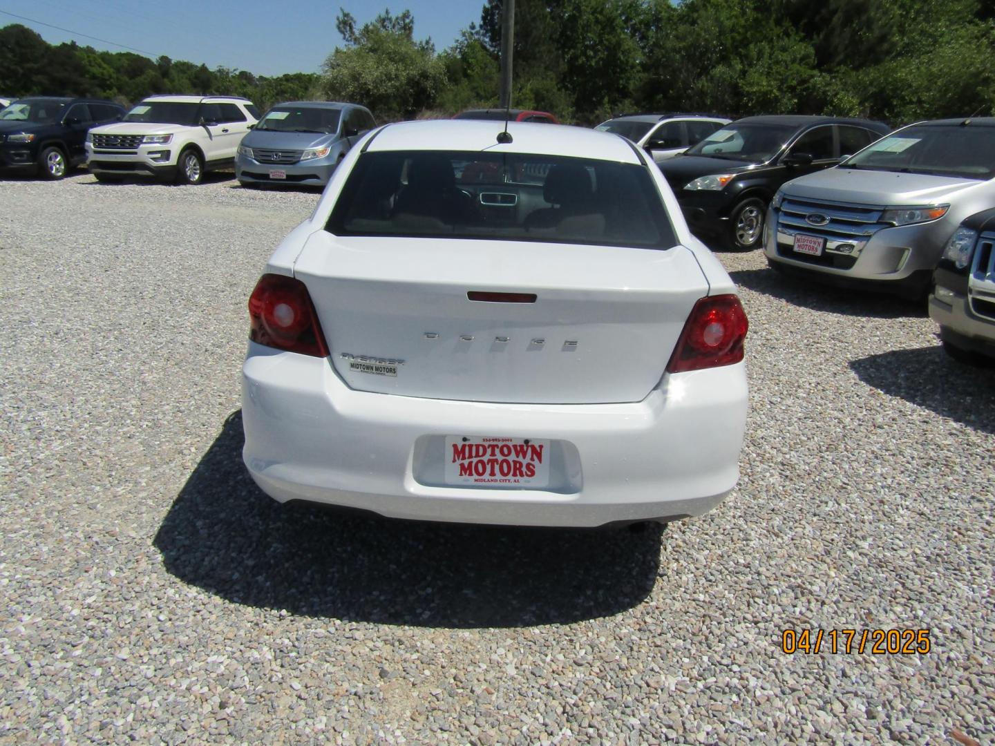 2011 White /Black Dodge Avenger Mainstreet (1B3BD1FB8BN) with an 2.4L L4 DOHC 16V engine, Automatic transmission, located at 15016 S Hwy 231, Midland City, AL, 36350, (334) 983-3001, 31.306210, -85.495277 - Photo#6