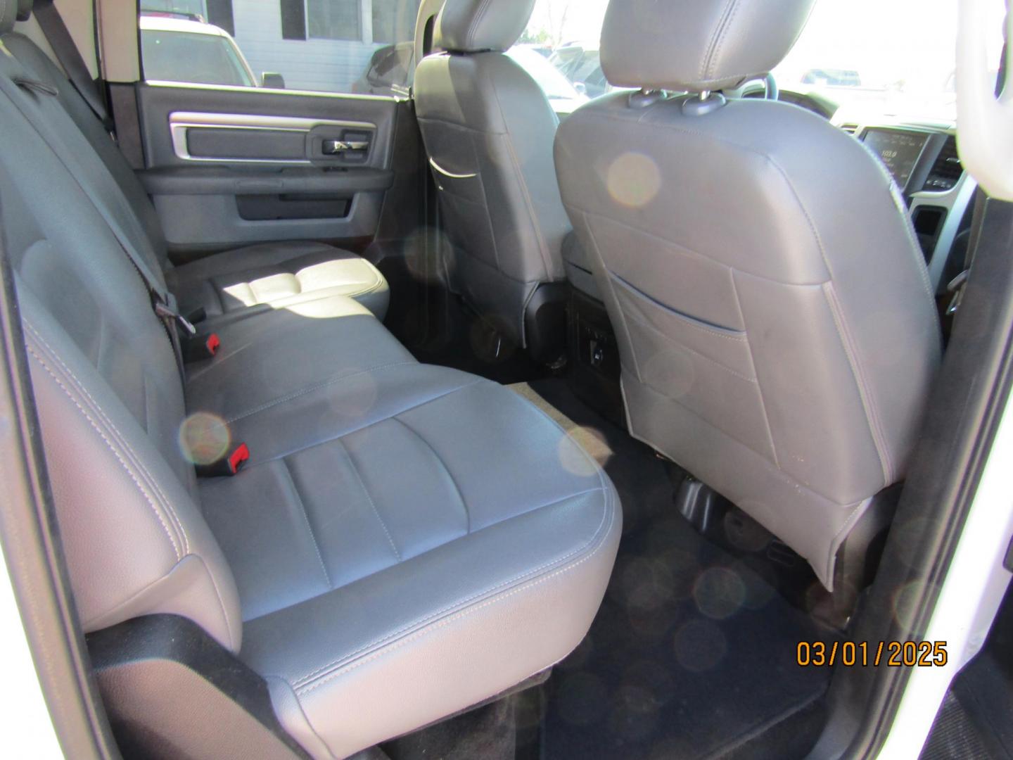 2015 White RAM 1500 SLT Crew Cab SWB 2WD (1C6RR6LT2FS) with an 5.7L V8 OHV 16V engine, Automatic transmission, located at 15016 S Hwy 231, Midland City, AL, 36350, (334) 983-3001, 31.306210, -85.495277 - Photo#8