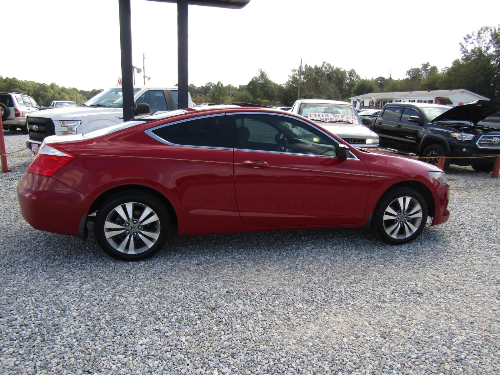 2010 Red /TAN Honda Accord EX Coupe AT (1HGCS1B71AA) with an 2.4L L4 DOHC 16V engine, Automatic transmission, located at 15016 S Hwy 231, Midland City, AL, 36350, (334) 983-3001, 31.306210, -85.495277 - Photo #6