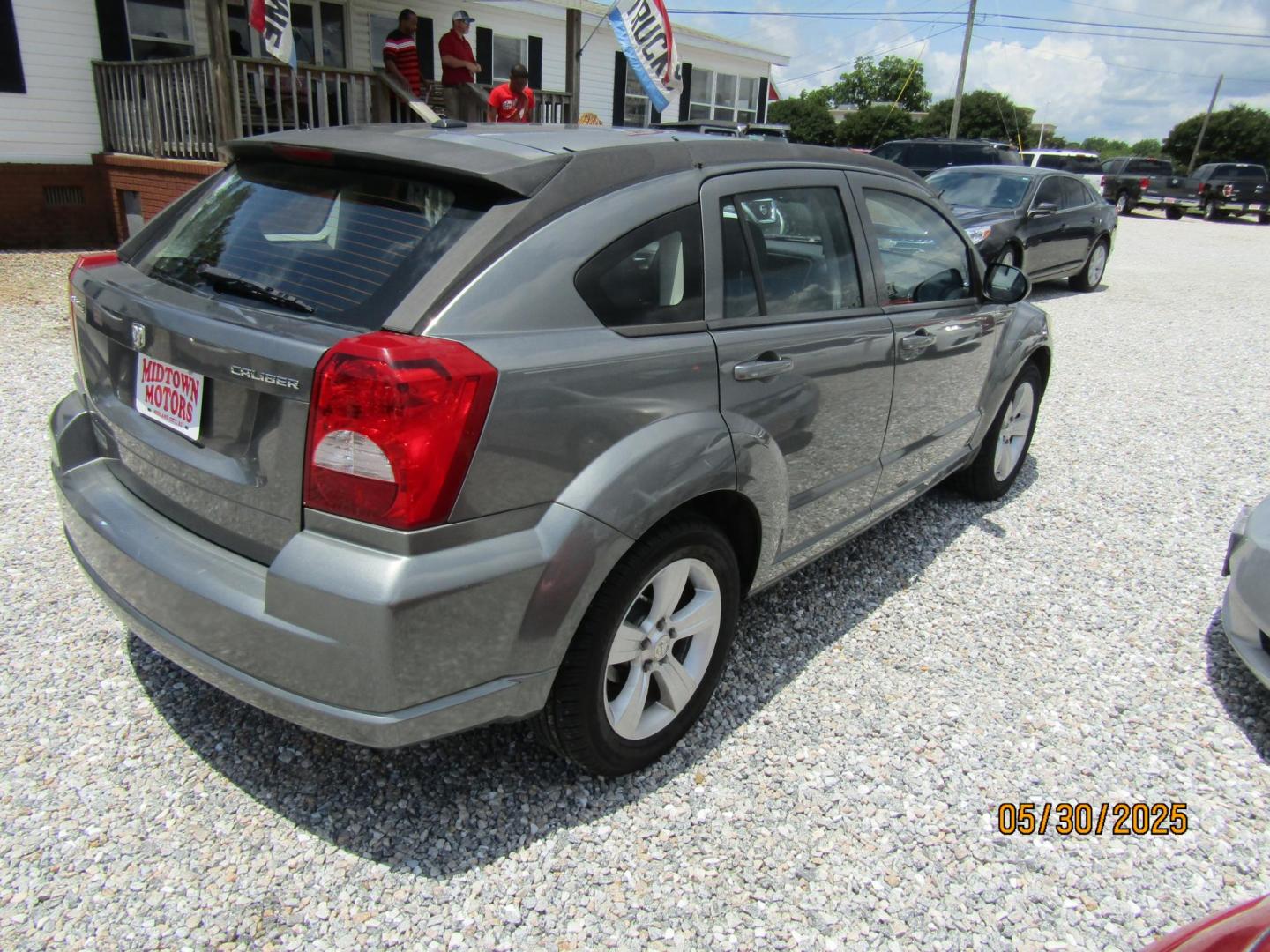 2012 Gray Dodge Caliber SXT (1C3CDWDA2CD) with an 2.0L L4 DOHC 16V engine, Automatic transmission, located at 15016 S Hwy 231, Midland City, AL, 36350, (334) 983-3001, 31.306210, -85.495277 - Photo#7
