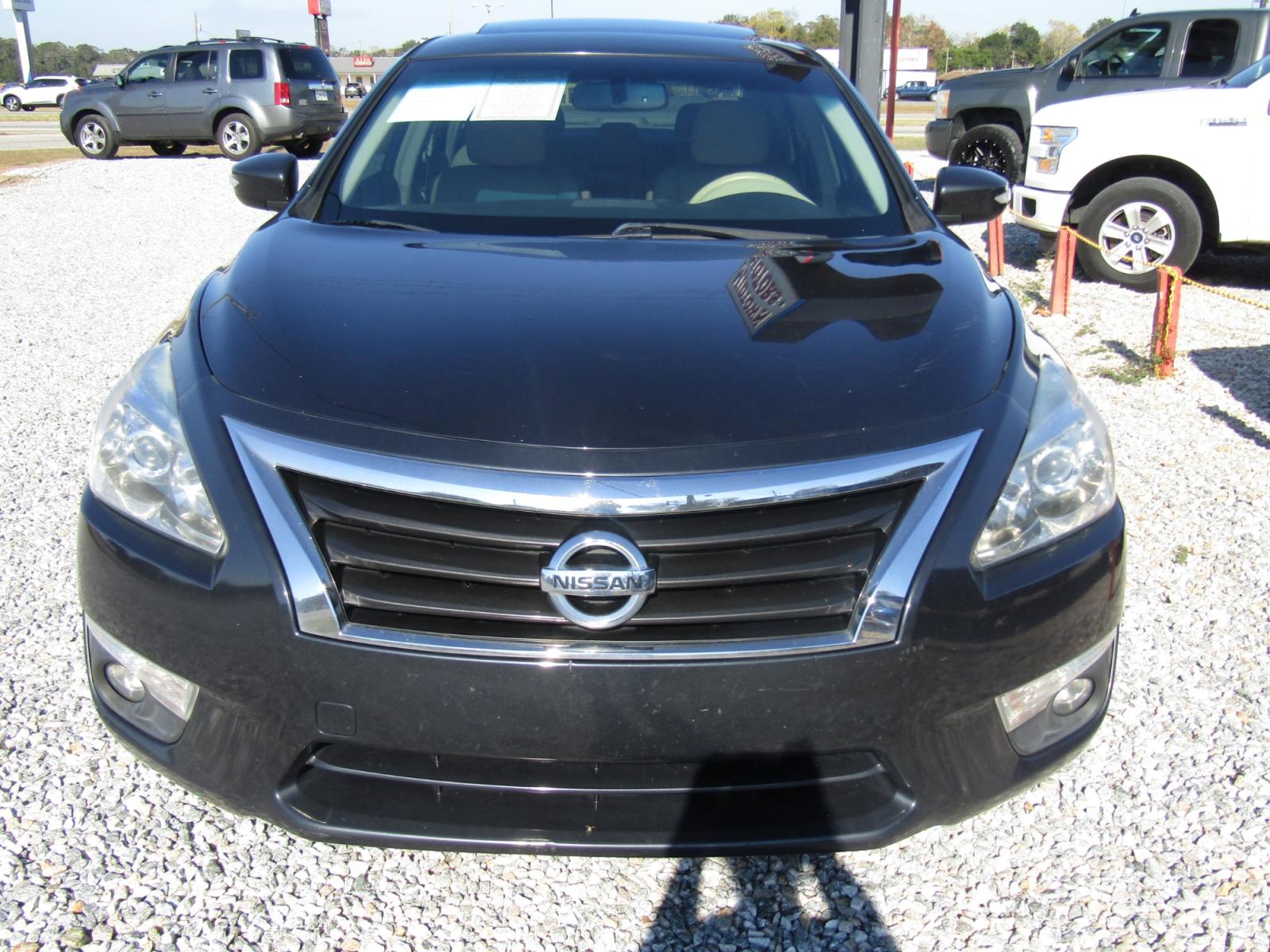 2013 Blue Nissan Altima 3.5 SV (1N4BL3AP7DC) with an 3.5L V6 DOHC 24V engine, Automatic transmission, located at 15016 S Hwy 231, Midland City, AL, 36350, (334) 983-3001, 31.306210, -85.495277 - Photo #1