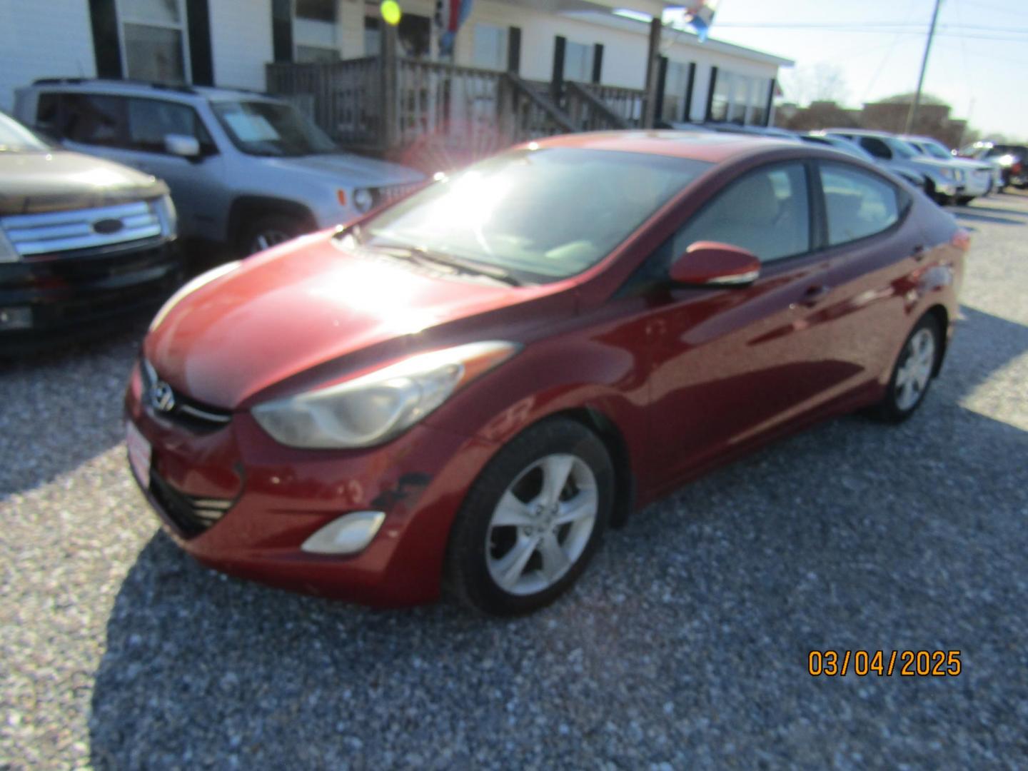 2012 Red /Tan Hyundai Elantra GLS A/T (KMHDH4AEXCU) with an 1.8L L4 DOHC 16V engine, 6-Speed Automatic transmission, located at 15016 S Hwy 231, Midland City, AL, 36350, (334) 983-3001, 31.306210, -85.495277 - Photo#2