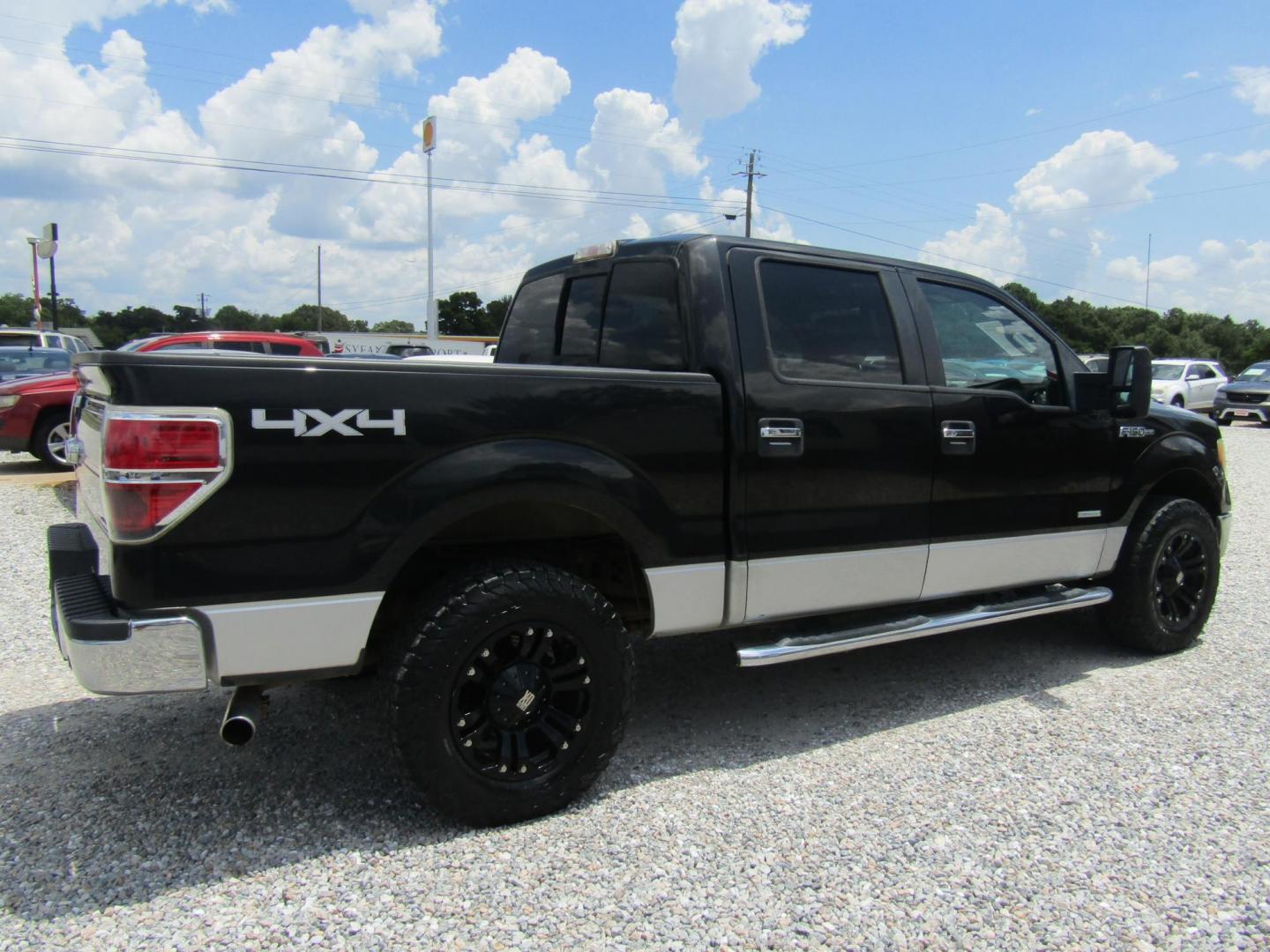 2013 Black Ford F-150 XLT SuperCrew 6.5-ft. Bed 4WD (1FTFW1ET9DF) with an 3.5L V6 TURBO engine, Automatic transmission, located at 15016 S Hwy 231, Midland City, AL, 36350, (334) 983-3001, 31.306210, -85.495277 - Photo#5