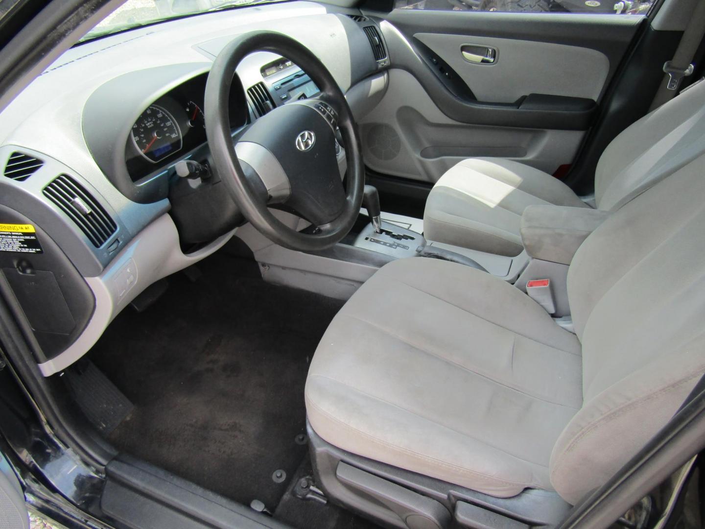 2010 Black Hyundai Elantra GLS (KMHDU4AD1AU) with an 2.0L L4 DOHC 16V engine, Automatic transmission, located at 15016 S Hwy 231, Midland City, AL, 36350, (334) 983-3001, 31.306210, -85.495277 - Photo#3