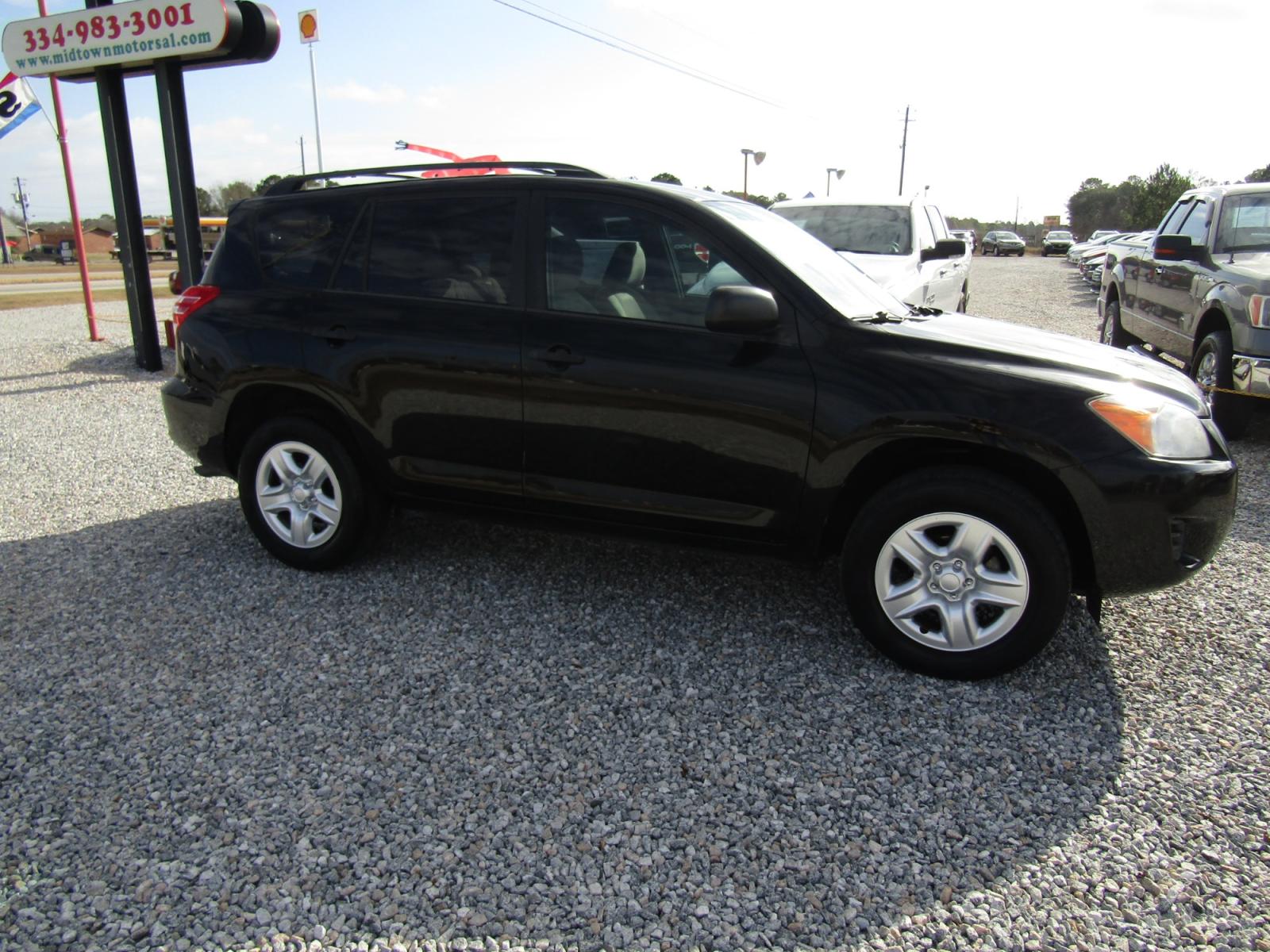 2012 Black /Gray Toyota RAV4 Base I4 2WD (2T3ZF4DV9CW) with an 2.4L L4 DOHC 16V engine, Automatic transmission, located at 15016 S Hwy 231, Midland City, AL, 36350, (334) 983-3001, 31.306210, -85.495277 - Photo #0