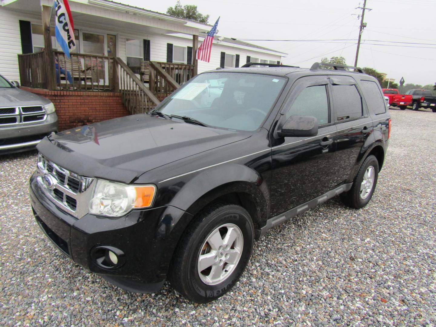 2012 Black /Gray Ford Escape XLT FWD (1FMCU0DG1CK) with an 3.0L V6 DOHC 24V engine, Automatic transmission, located at 15016 S Hwy 231, Midland City, AL, 36350, (334) 983-3001, 31.306210, -85.495277 - Photo#4