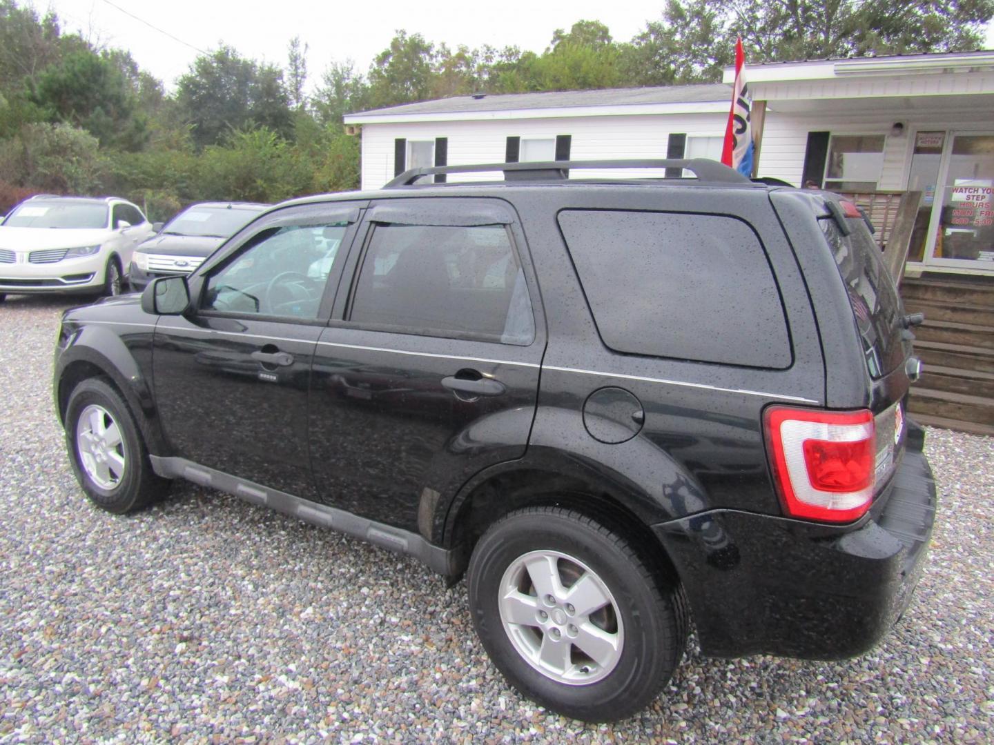 2012 Black /Gray Ford Escape XLT FWD (1FMCU0DG1CK) with an 3.0L V6 DOHC 24V engine, Automatic transmission, located at 15016 S Hwy 231, Midland City, AL, 36350, (334) 983-3001, 31.306210, -85.495277 - Photo#6