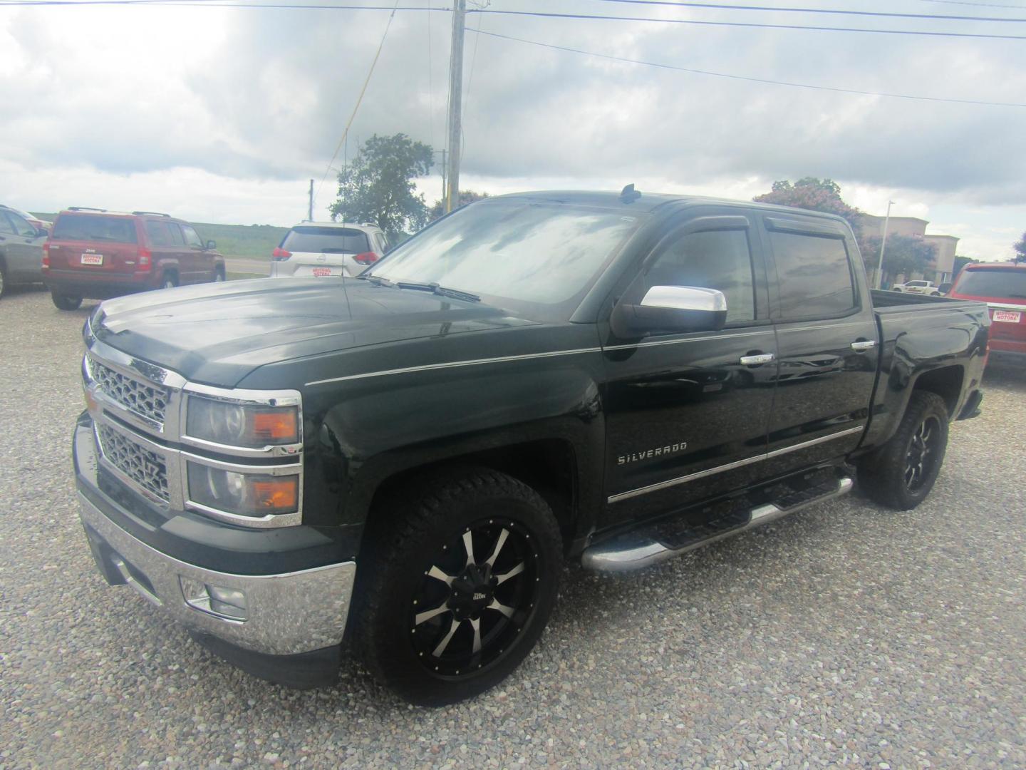 2014 Green /Tan Chevrolet Silverado 1500 1LZ Crew Cab 2WD (3GCPCSEC2EG) with an 5.3L V8 OHV 16V engine, Automatic transmission, located at 15016 S Hwy 231, Midland City, AL, 36350, (334) 983-3001, 31.306210, -85.495277 - Photo#2