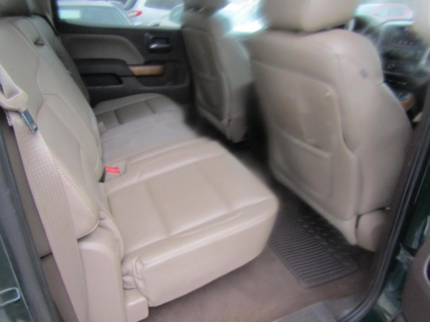 2014 Green /Tan Chevrolet Silverado 1500 1LZ Crew Cab 2WD (3GCPCSEC2EG) with an 5.3L V8 OHV 16V engine, Automatic transmission, located at 15016 S Hwy 231, Midland City, AL, 36350, (334) 983-3001, 31.306210, -85.495277 - Photo#8