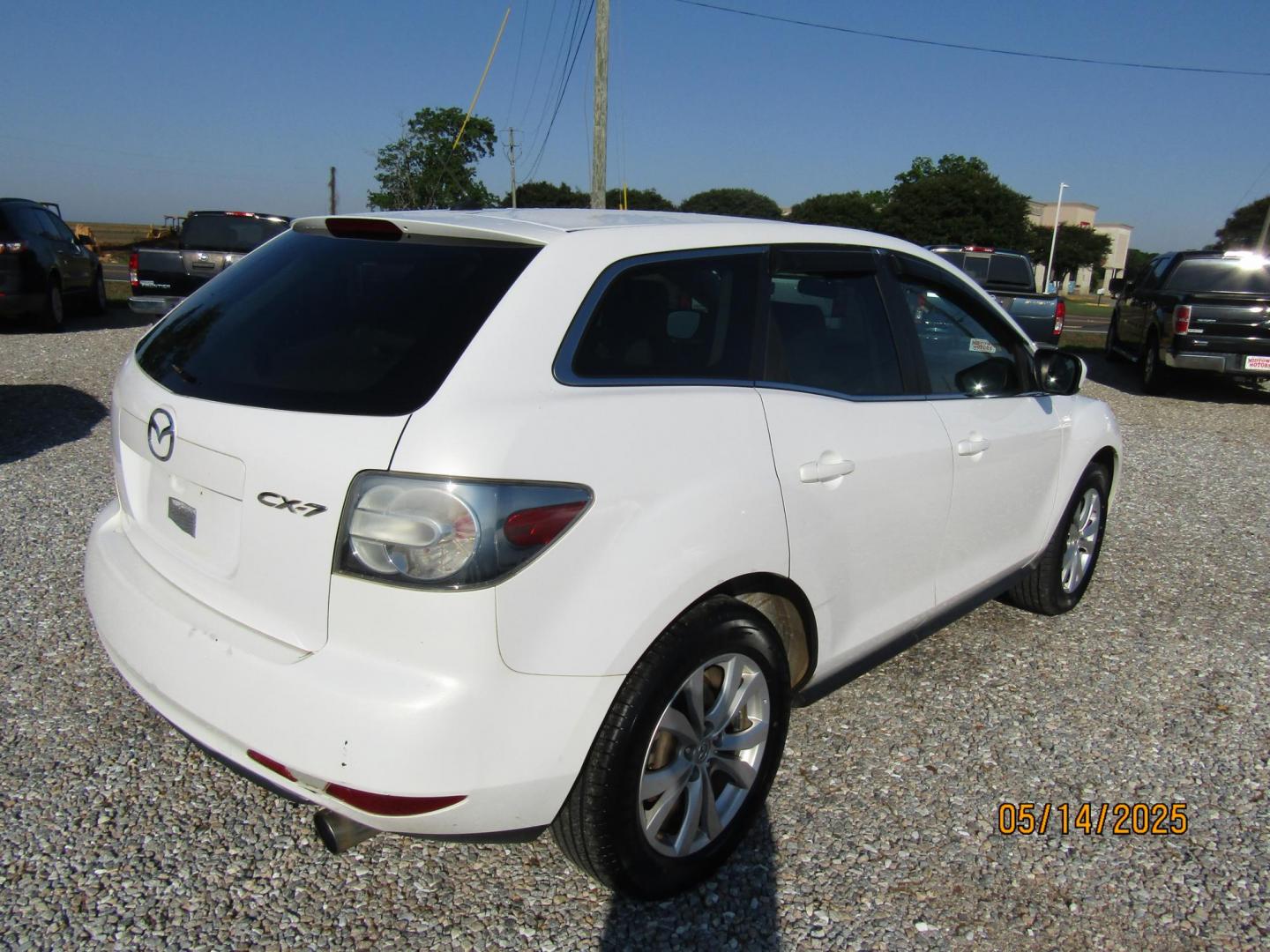2010 White Mazda CX-7 s Grand Touring (JM3ER2W32A0) with an 2.3L L4 DOHC 16V TURBO engine, Automatic transmission, located at 15016 S Hwy 231, Midland City, AL, 36350, (334) 983-3001, 31.306210, -85.495277 - Photo#7