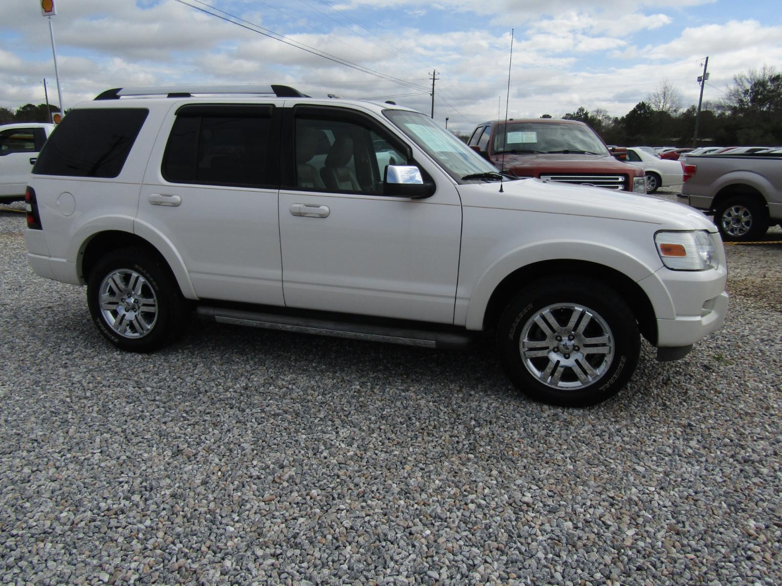 2010 White Ford Explorer Limited 4.0L 2WD (1FMEU6FE7AU) with an 4.0L V6 SOHC 16V engine, Automatic transmission, located at 15016 S Hwy 231, Midland City, AL, 36350, (334) 983-3001, 31.306210, -85.495277 - Photo #0