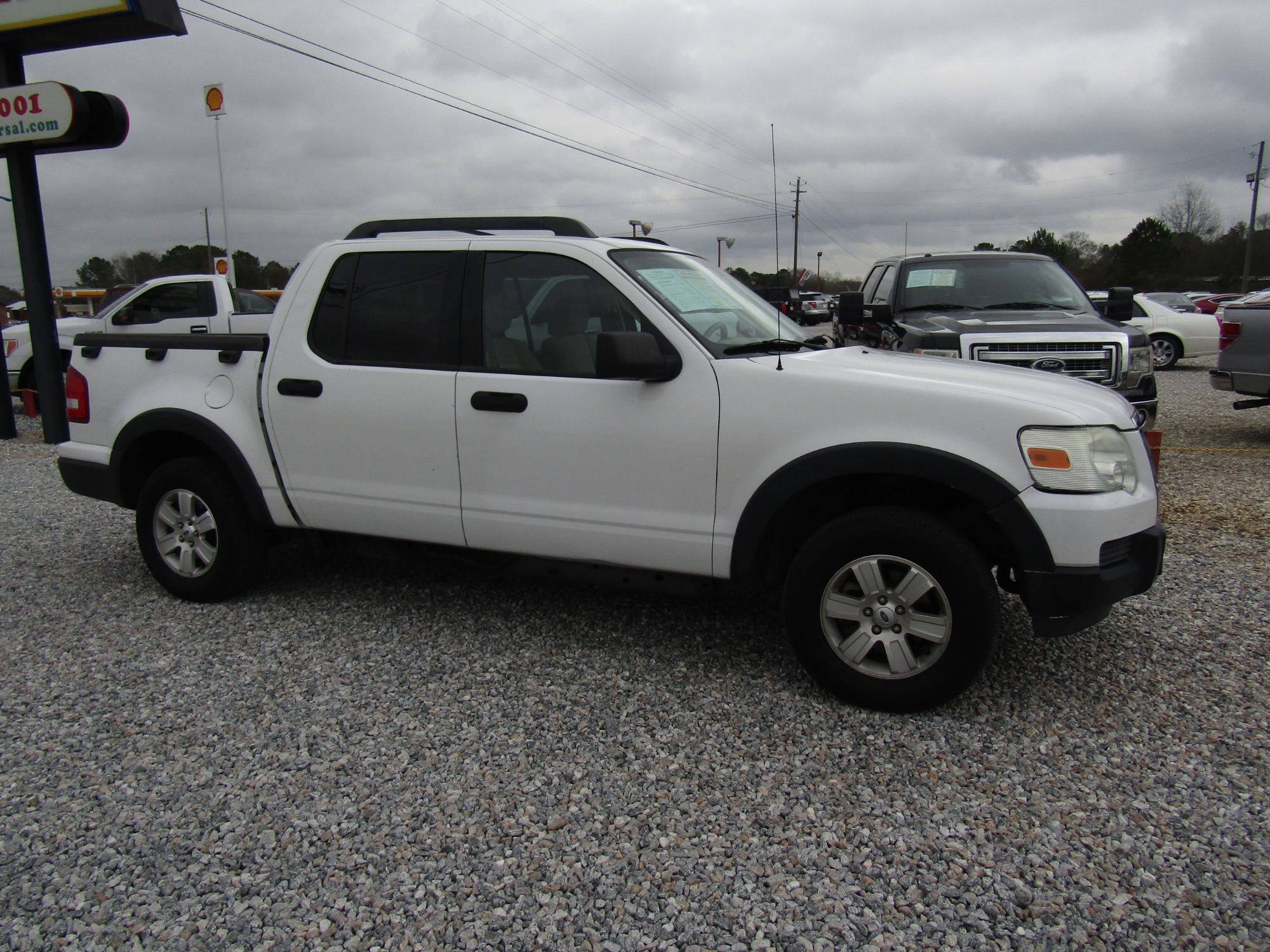 photo of 2007 Ford Explorer Sport Trac