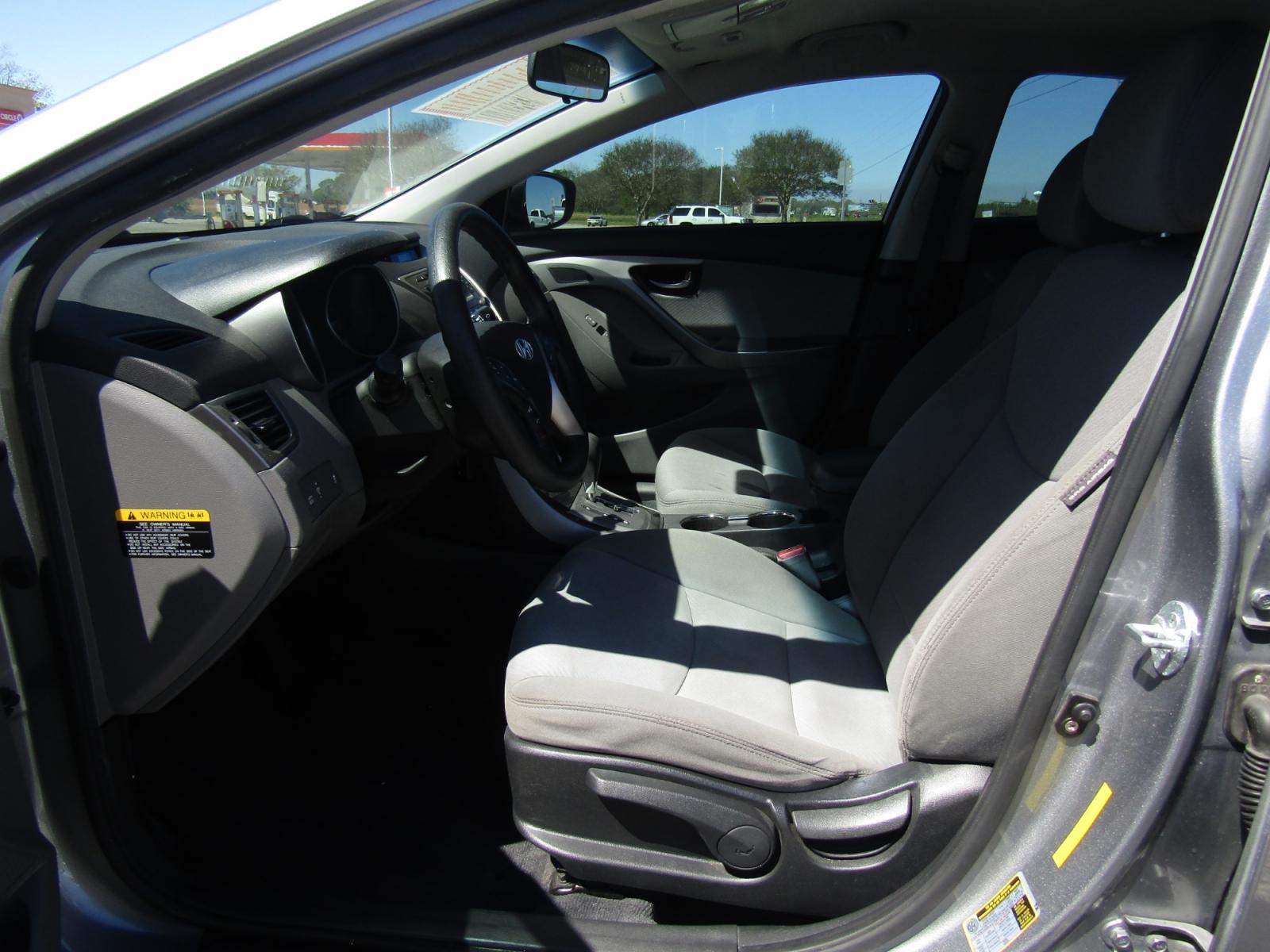 2013 Gray /Gray Hyundai Elantra GLS A/T (KMHDH4AE5DU) with an 1.8L L4 DOHC 16V engine, Automatic transmission, located at 15016 S Hwy 231, Midland City, AL, 36350, (334) 983-3001, 31.306210, -85.495277 - Photo #3