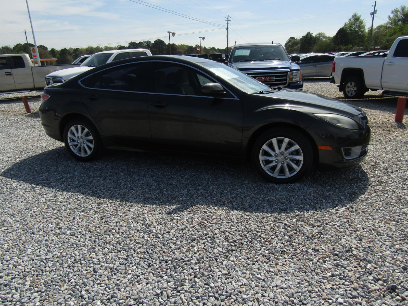 2012 Brown Mazda MAZDA6 I Touring (1YVHZ8DH4C5) with an 2.5L L4 DOHC 16V engine, Automatic transmission, located at 15016 S Hwy 231, Midland City, AL, 36350, (334) 983-3001, 31.306210, -85.495277 - Photo #0