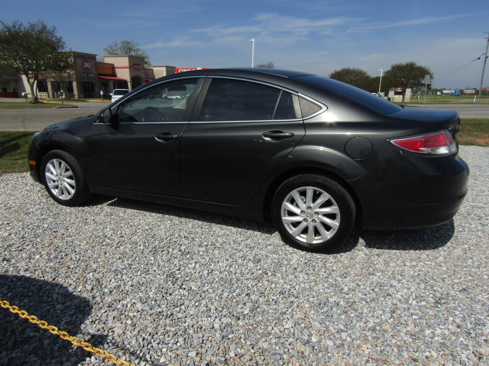 2012 Brown Mazda MAZDA6 I Touring (1YVHZ8DH4C5) with an 2.5L L4 DOHC 16V engine, Automatic transmission, located at 15016 S Hwy 231, Midland City, AL, 36350, (334) 983-3001, 31.306210, -85.495277 - Photo #5
