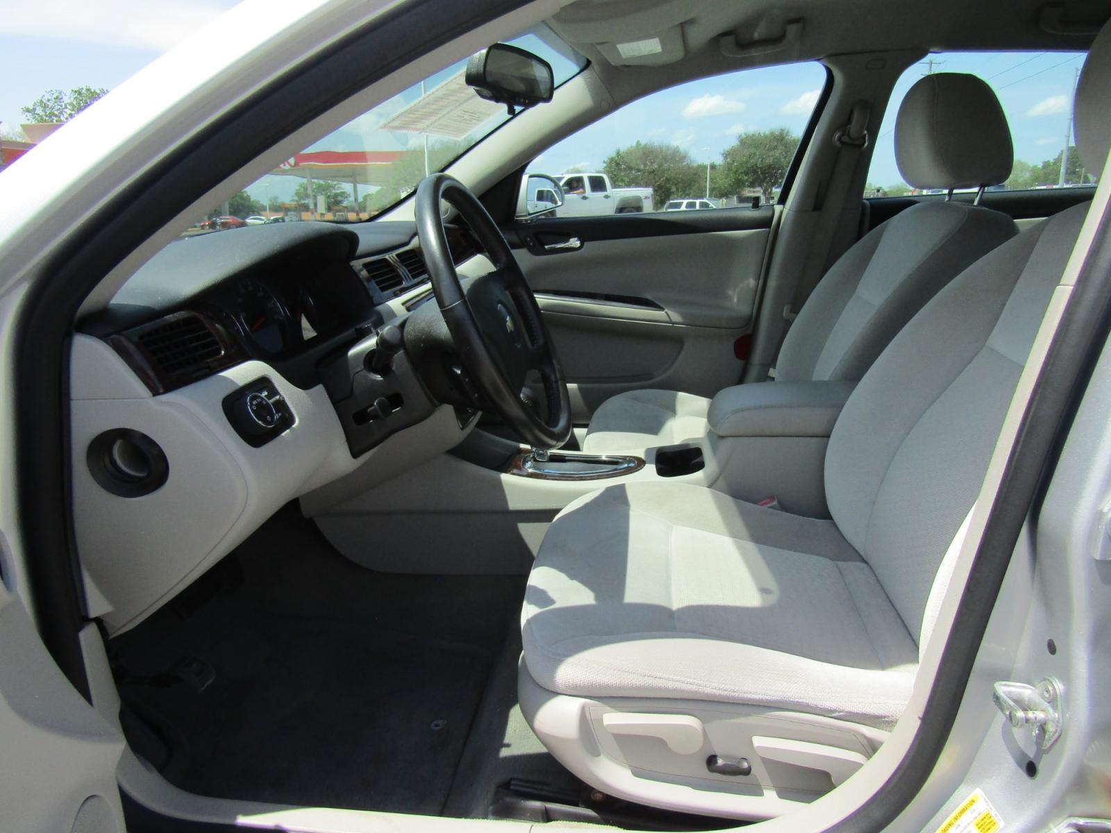 2012 Silver /Gray Chevrolet Impala LT (2G1WB5E34C1) with an 3.6L V6 DOHC 16V FFV engine, Automatic transmission, located at 15016 S Hwy 231, Midland City, AL, 36350, (334) 983-3001, 31.306210, -85.495277 - Photo #3
