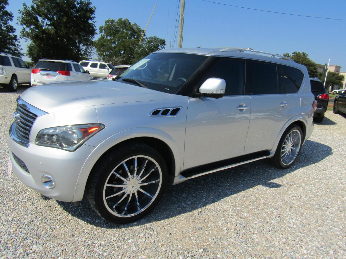 2012 Silver /Black Infiniti QX56 2WD (JN8AZ2NF5C9) with an 5.6L V8 DOHC 32V engine, Automatic transmission, located at 15016 S Hwy 231, Midland City, AL, 36350, (334) 983-3001, 31.306210, -85.495277 - Photo#2