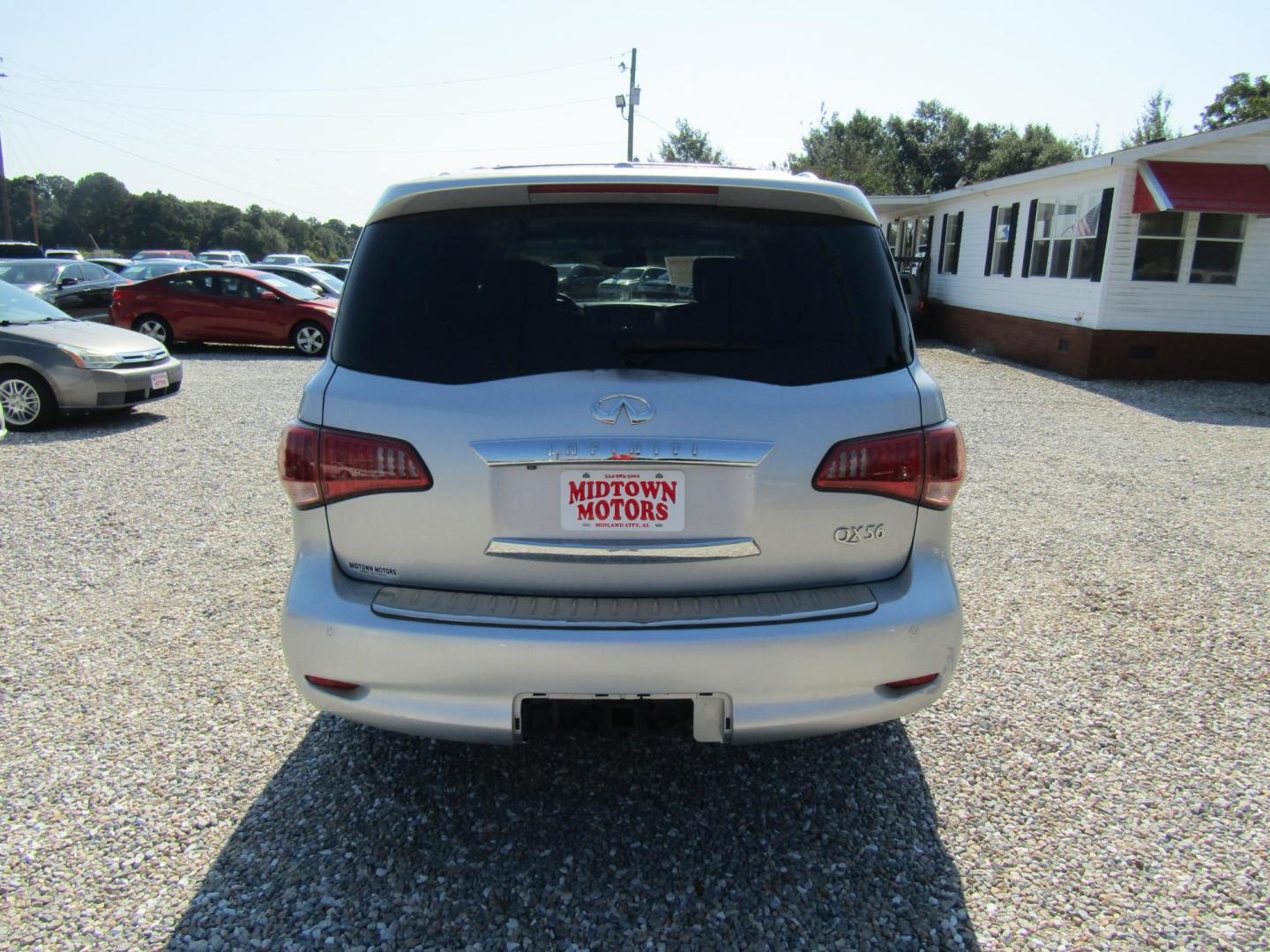 2012 Silver /Black Infiniti QX56 2WD (JN8AZ2NF5C9) with an 5.6L V8 DOHC 32V engine, Automatic transmission, located at 15016 S Hwy 231, Midland City, AL, 36350, (334) 983-3001, 31.306210, -85.495277 - Photo#6