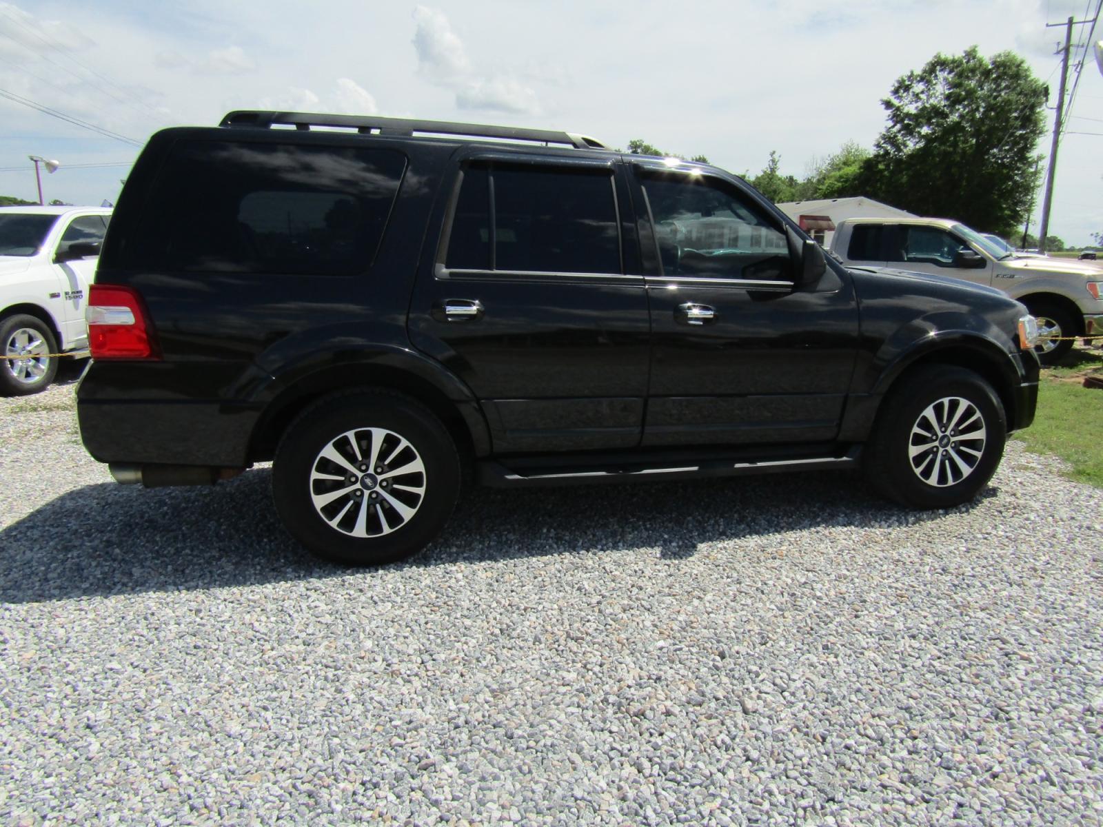 2015 Black /Black Ford Expedition King Ranch 2WD (1FMJU1HT7FE) with an 3.5L V6 DOHC 24V FFV engine, Automatic transmission, located at 15016 S Hwy 231, Midland City, AL, 36350, (334) 983-3001, 31.306210, -85.495277 - Photo #8