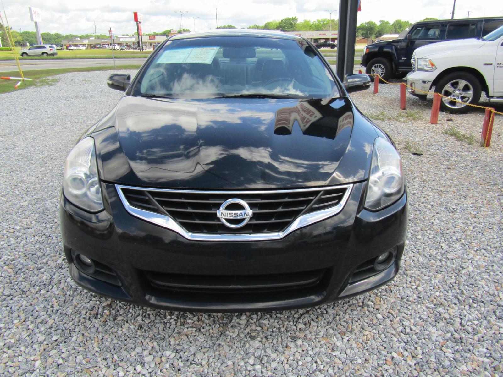 2012 Black /Black Nissan Altima 2.5 S 6M/T Coupe (1N4AL2EP7CC) with an 2.5L L4 DOHC 16V engine, Automatic transmission, located at 15016 S Hwy 231, Midland City, AL, 36350, (334) 983-3001, 31.306210, -85.495277 - Photo #1
