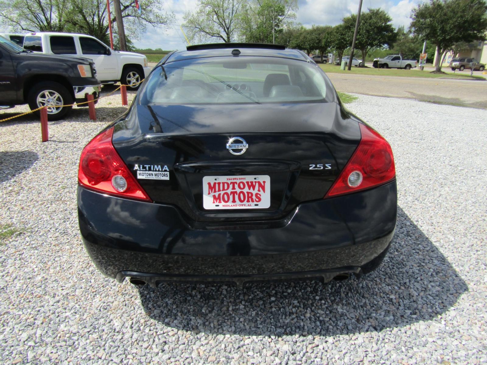 2012 Black /Black Nissan Altima 2.5 S 6M/T Coupe (1N4AL2EP7CC) with an 2.5L L4 DOHC 16V engine, Automatic transmission, located at 15016 S Hwy 231, Midland City, AL, 36350, (334) 983-3001, 31.306210, -85.495277 - Photo #5