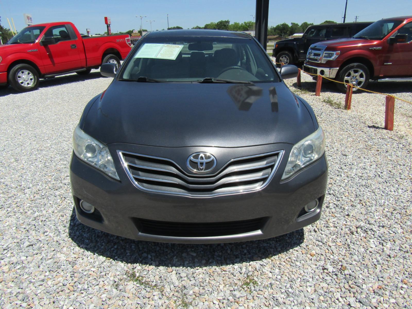 2011 Gray Toyota Camry Base 6-Spd AT (4T4BF3EK2BR) with an 2.5L L4 DOHC 16V engine, Automatic transmission, located at 15016 S Hwy 231, Midland City, AL, 36350, (334) 983-3001, 31.306210, -85.495277 - Photo #1